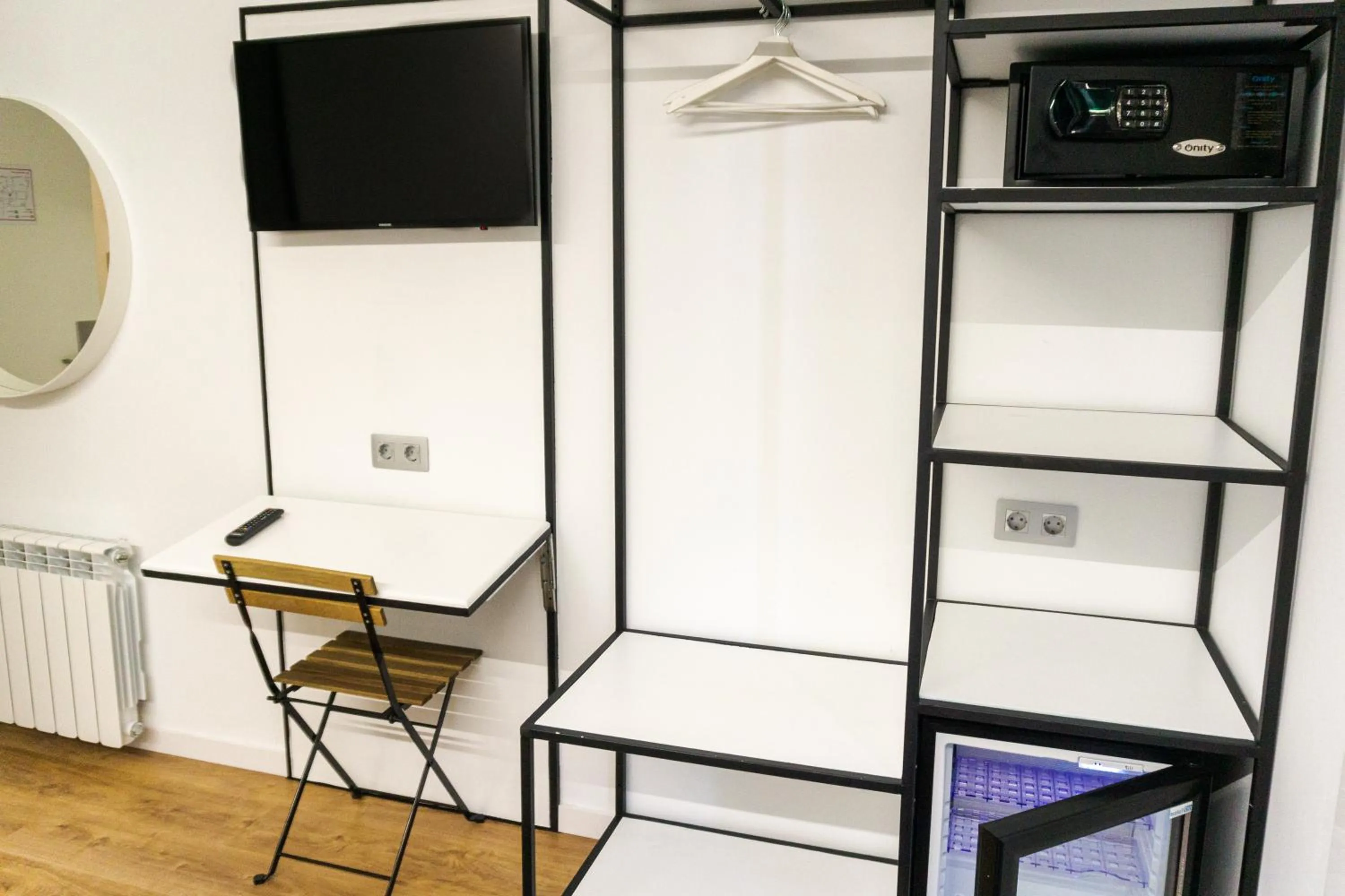 wardrobe in Fontanella Green House