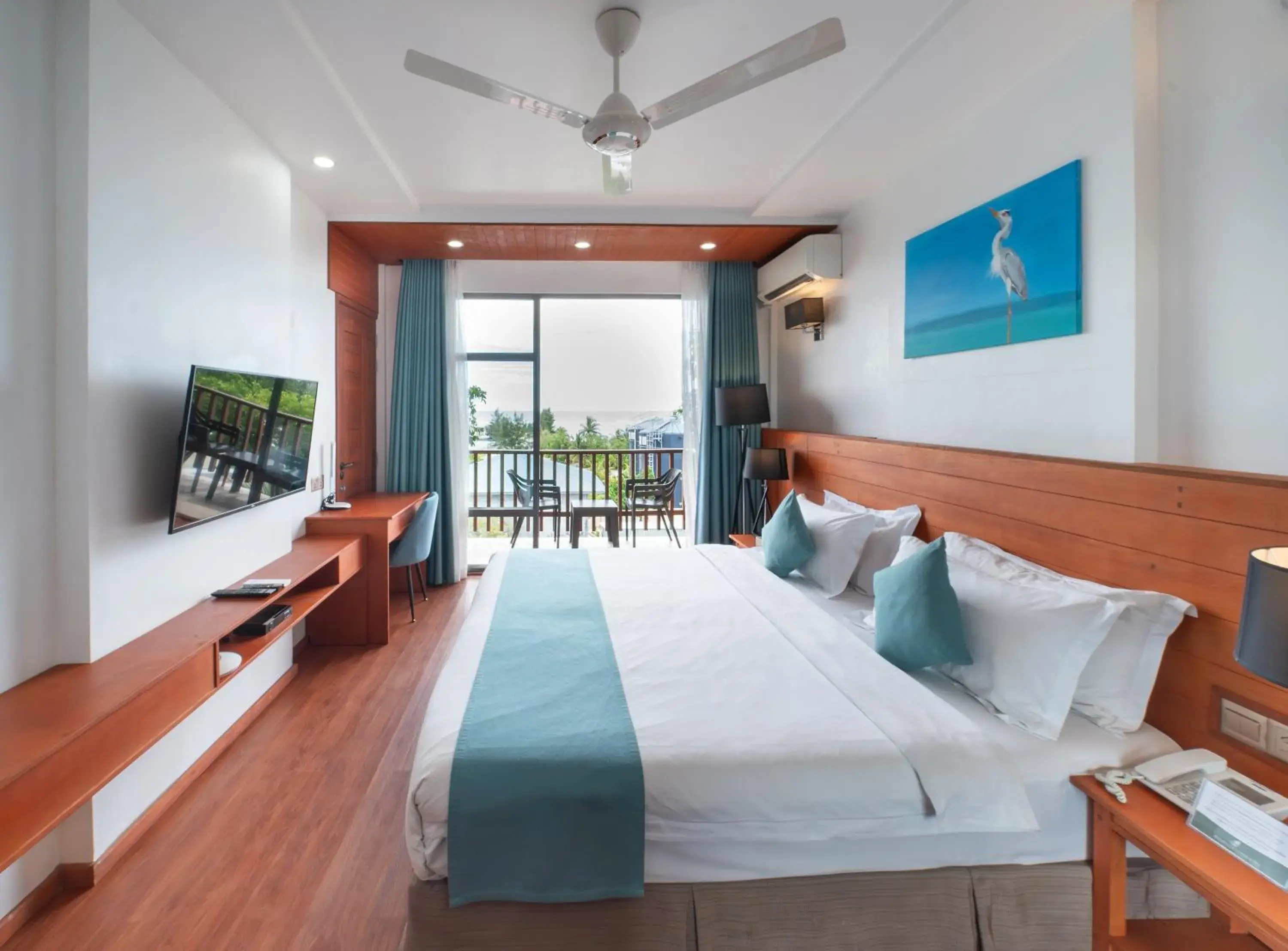 Superior Double or Twin Room with Balcony & Sea View in Araamu Hotels Maldives at Dhiffushi Superior Double or Twin Room with Balcony & Sea View in Araamu Hotels Maldives at Dhiffushi