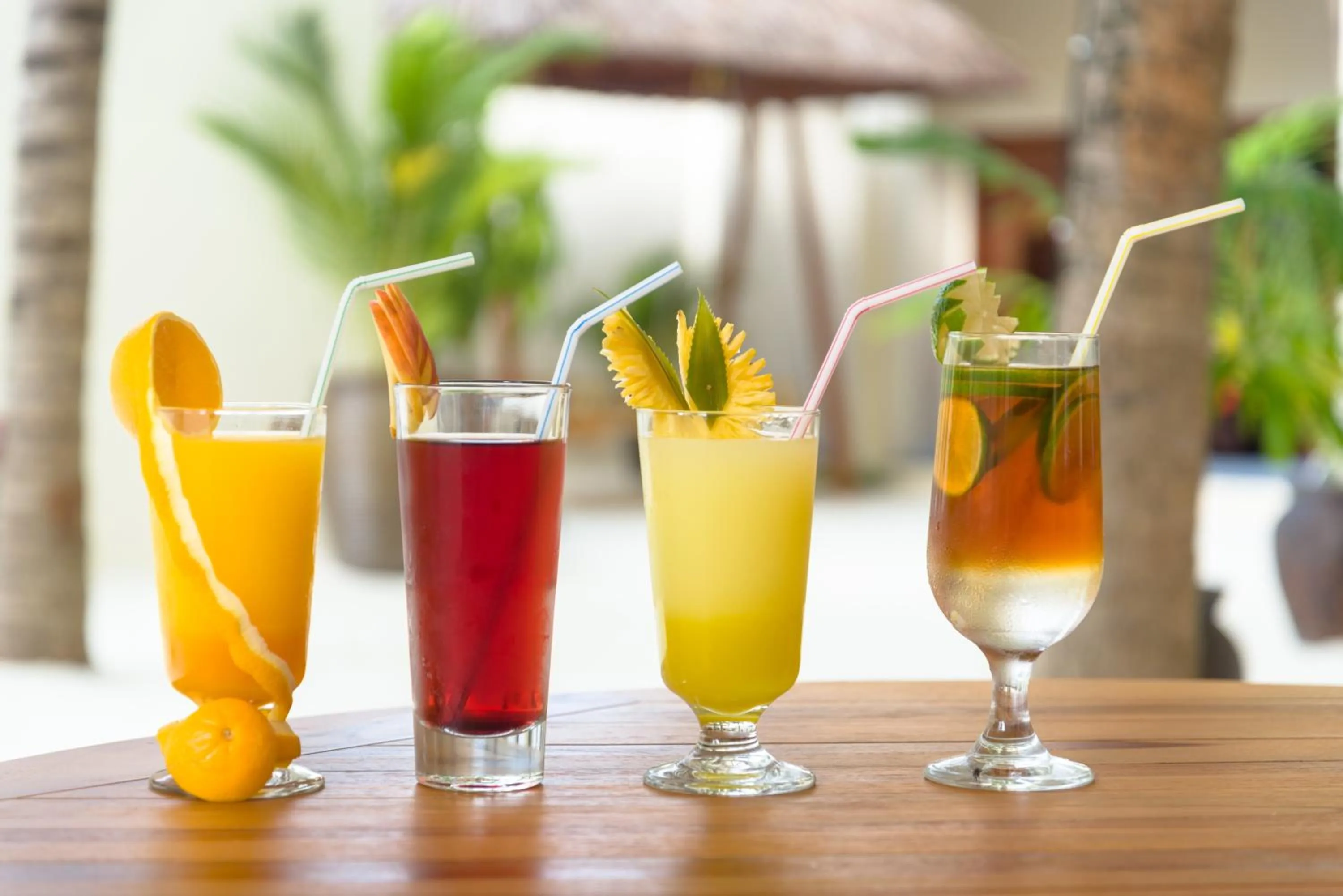 Food and drinks in Araamu Hotels Maldives at Dhiffushi