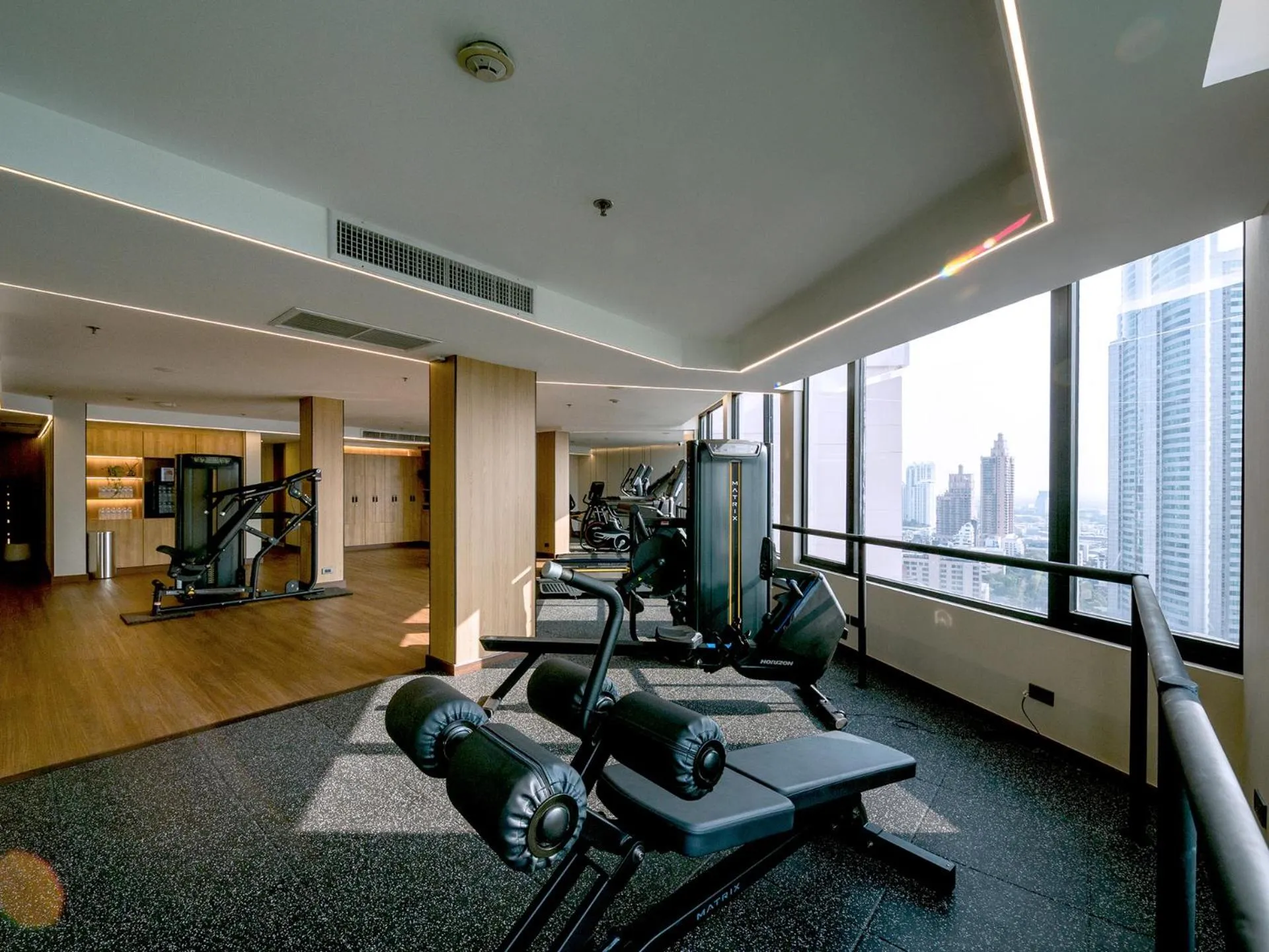 Fitness centre/facilities in Rembrandt Hotel Bangkok