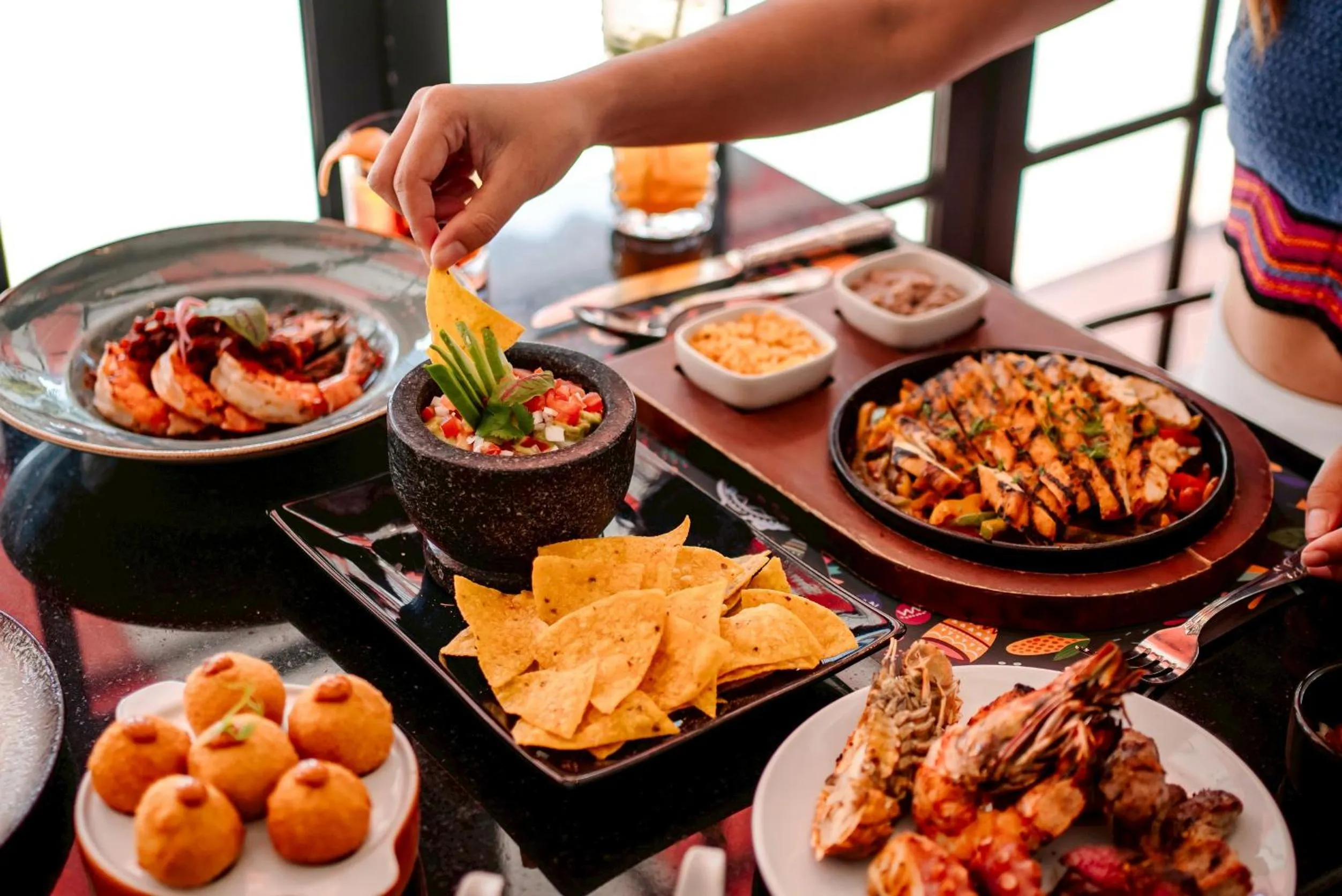 Restaurant/places to eat in Rembrandt Hotel Bangkok