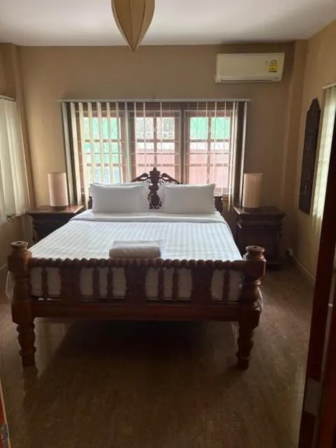 Evergreen boutique Hua Hin