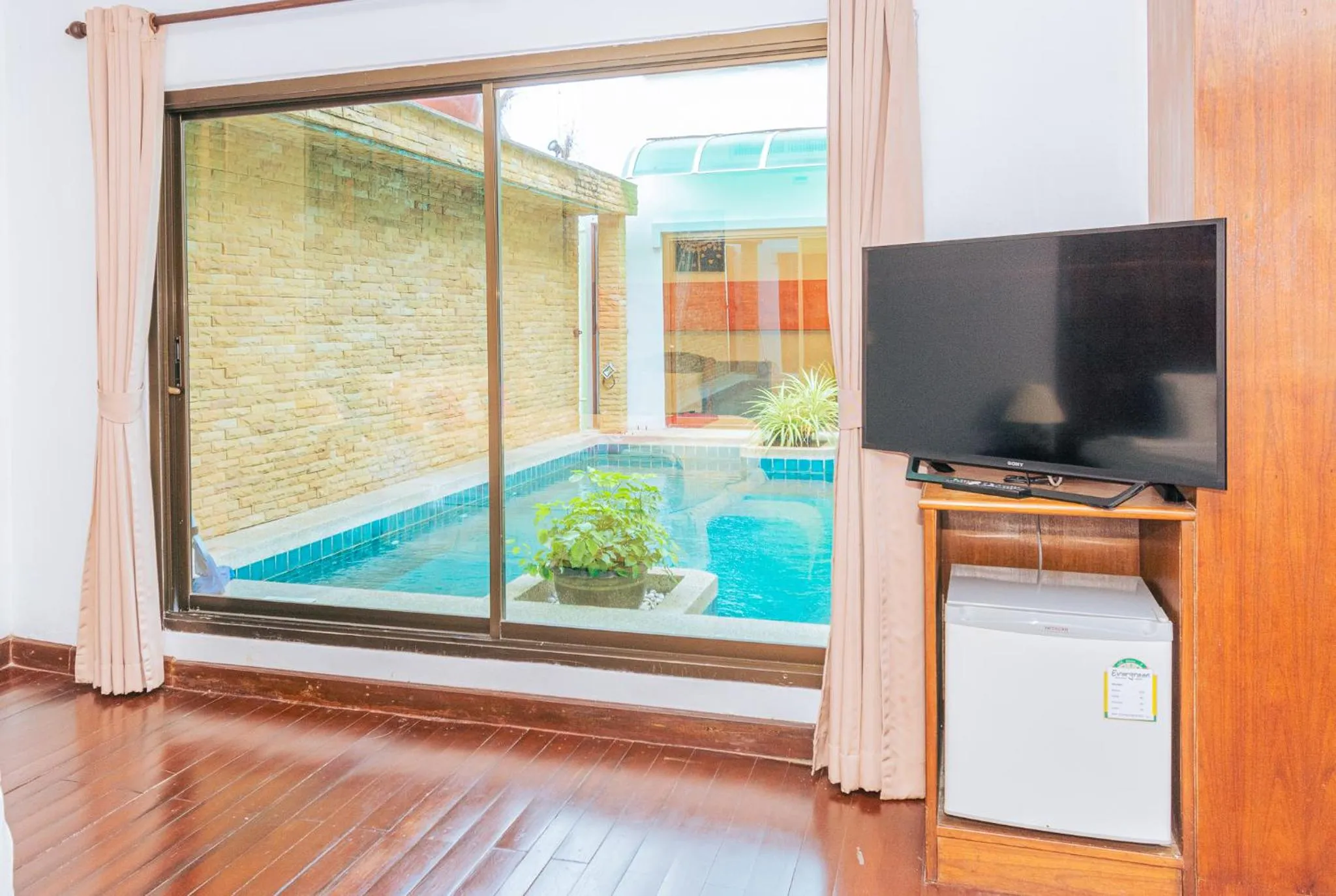 Pool view in Evergreen boutique Hua Hin