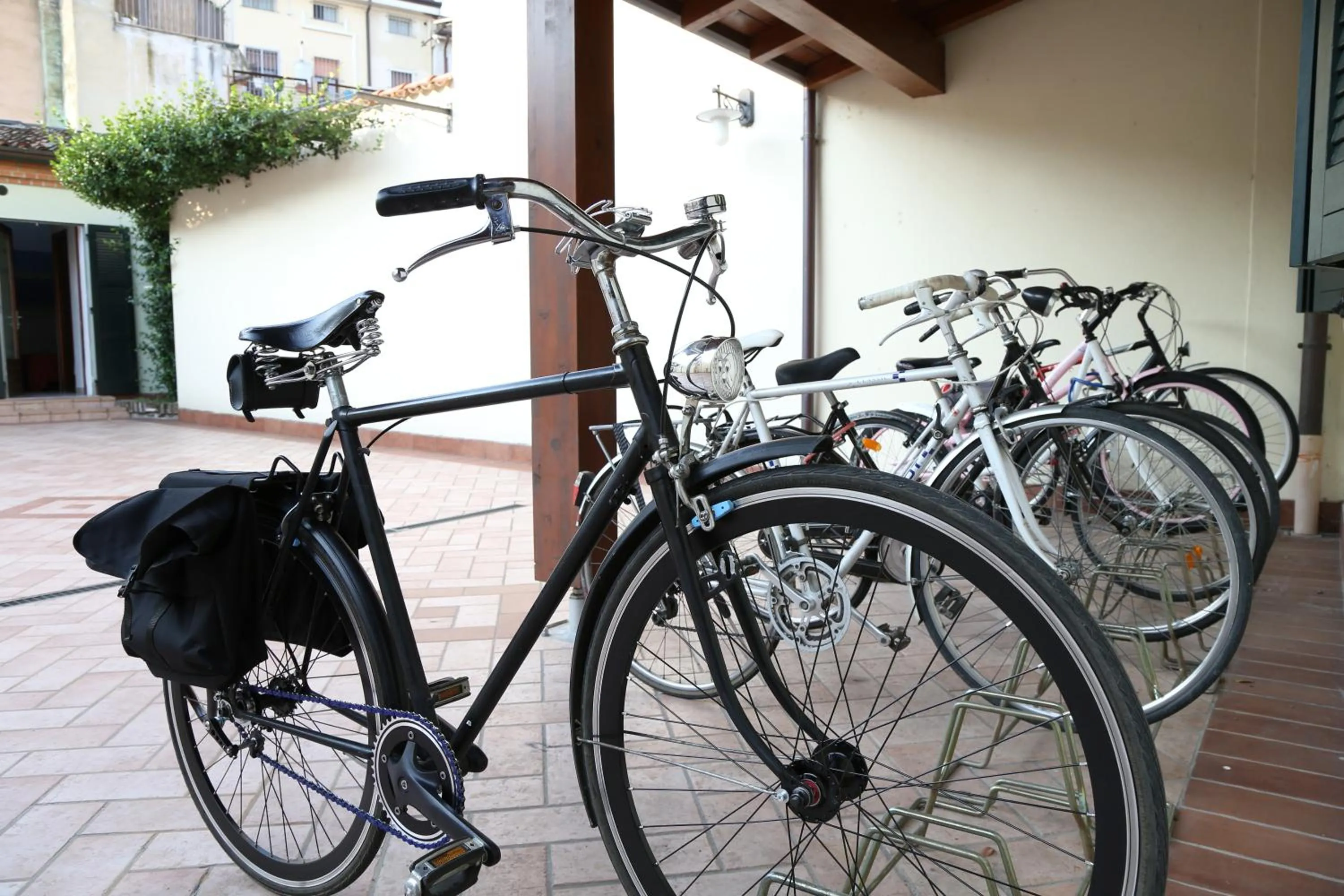 Area and facilities in Abbazia Bed & Breakfast, MantegnaHotels