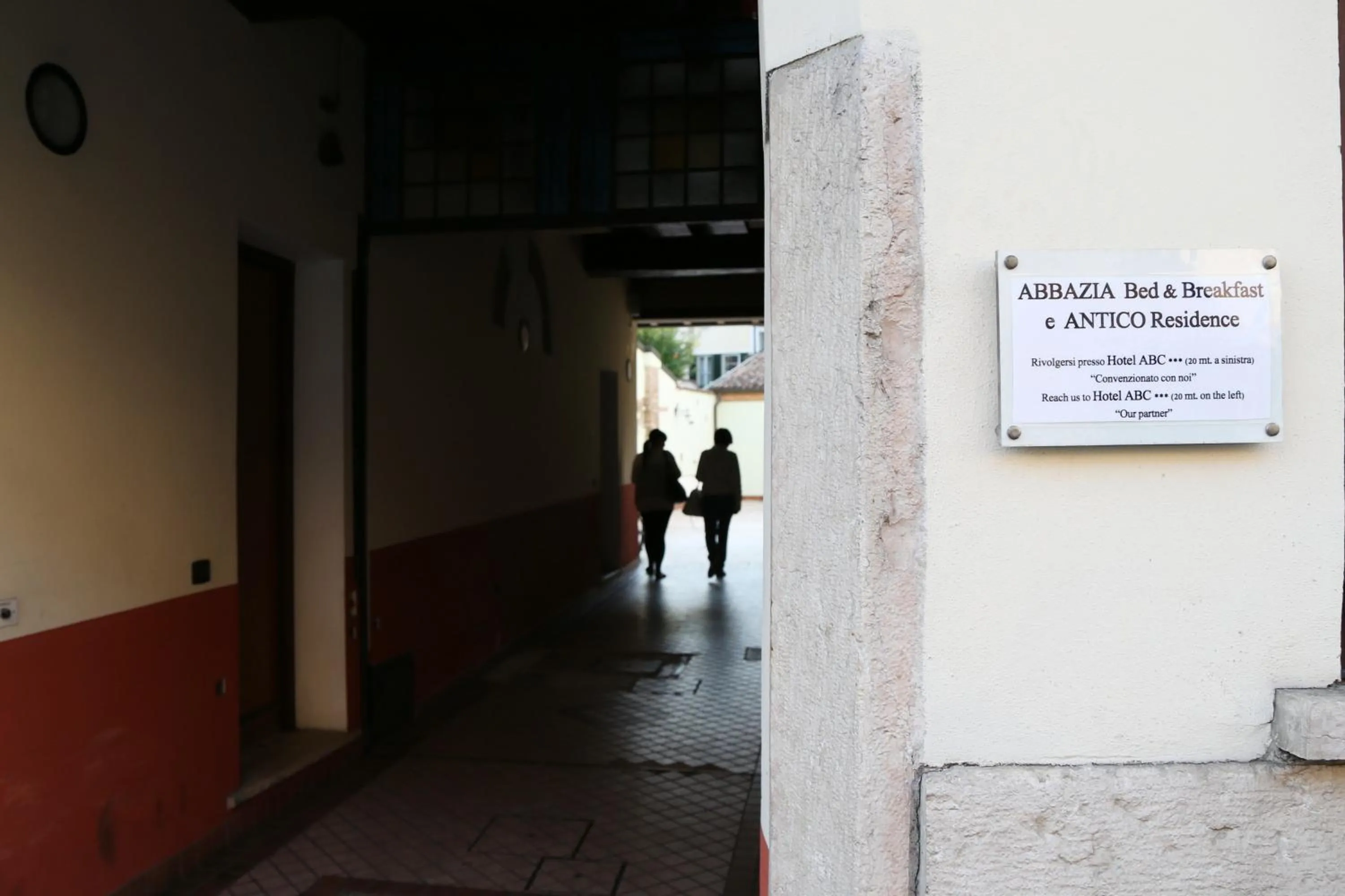 Facade/entrance in Abbazia Bed & Breakfast, MantegnaHotels