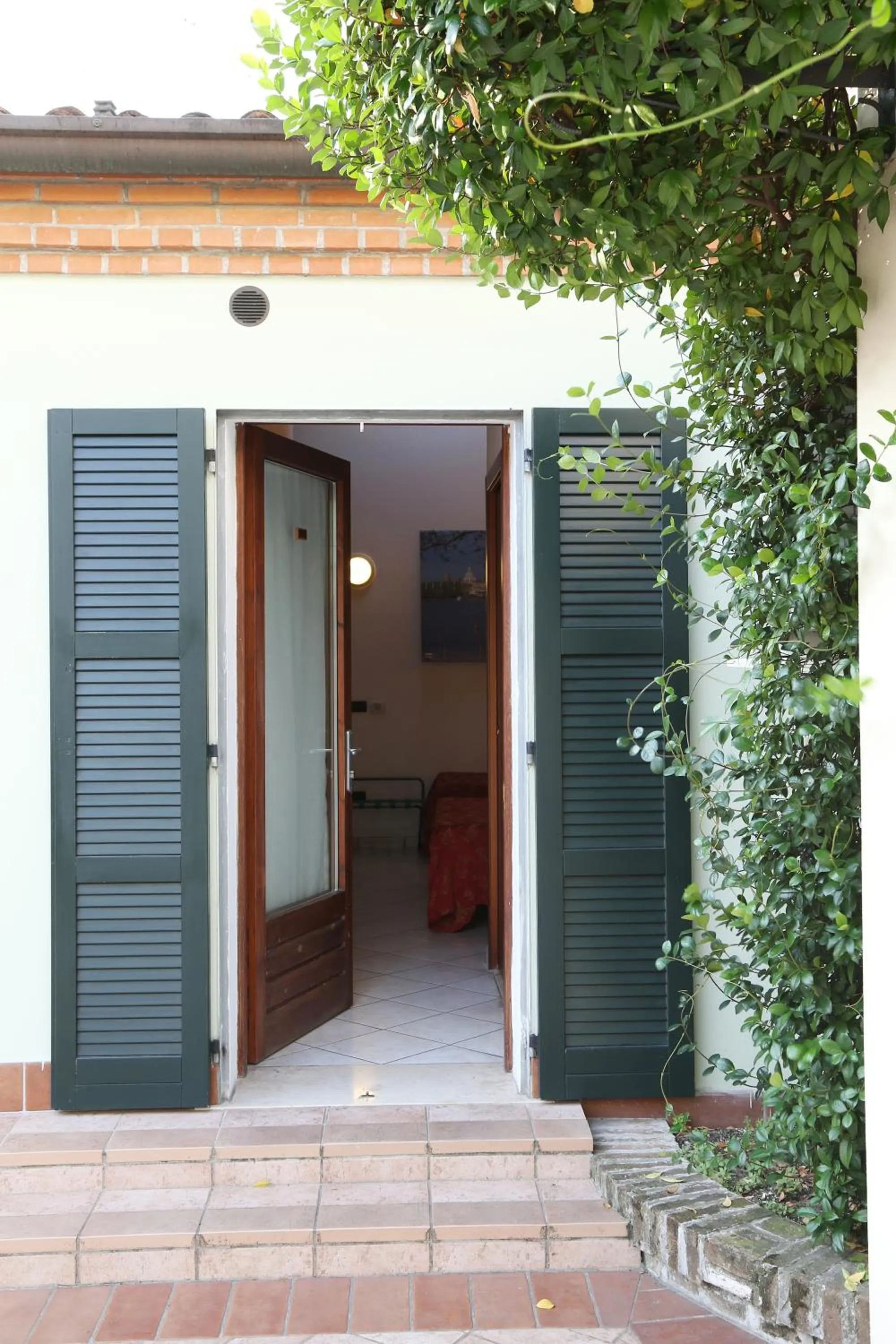 Photo of the whole room in Abbazia Bed & Breakfast, MantegnaHotels