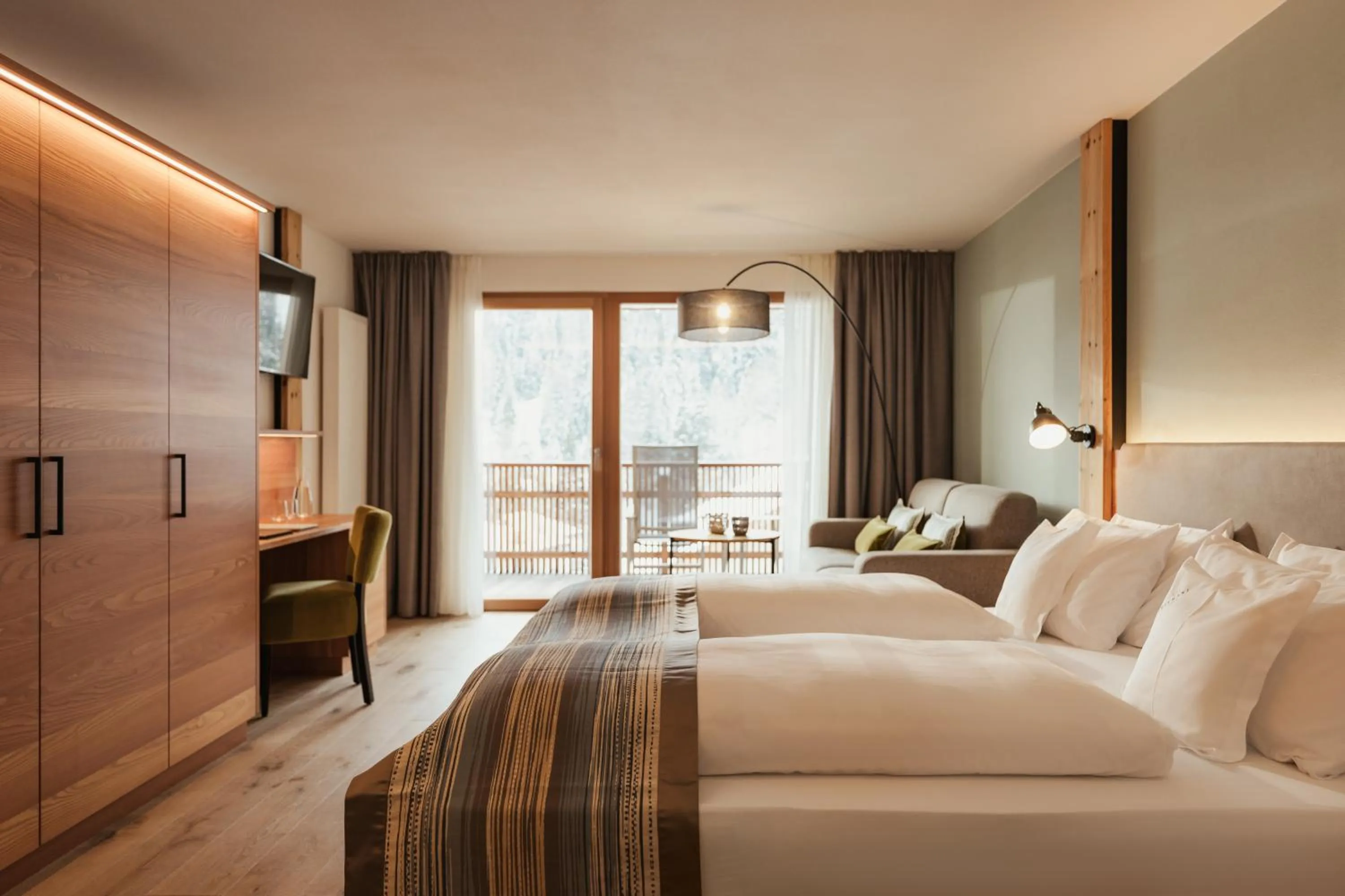 Photo of the whole room, Bed in Hotel Diamant