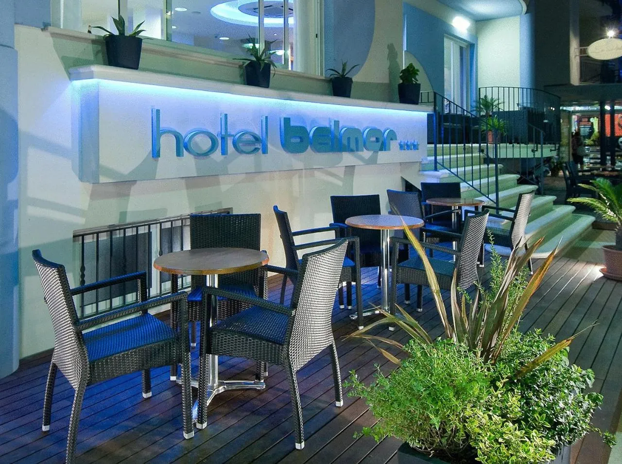 Restaurant/places to eat in Hotel Belmar