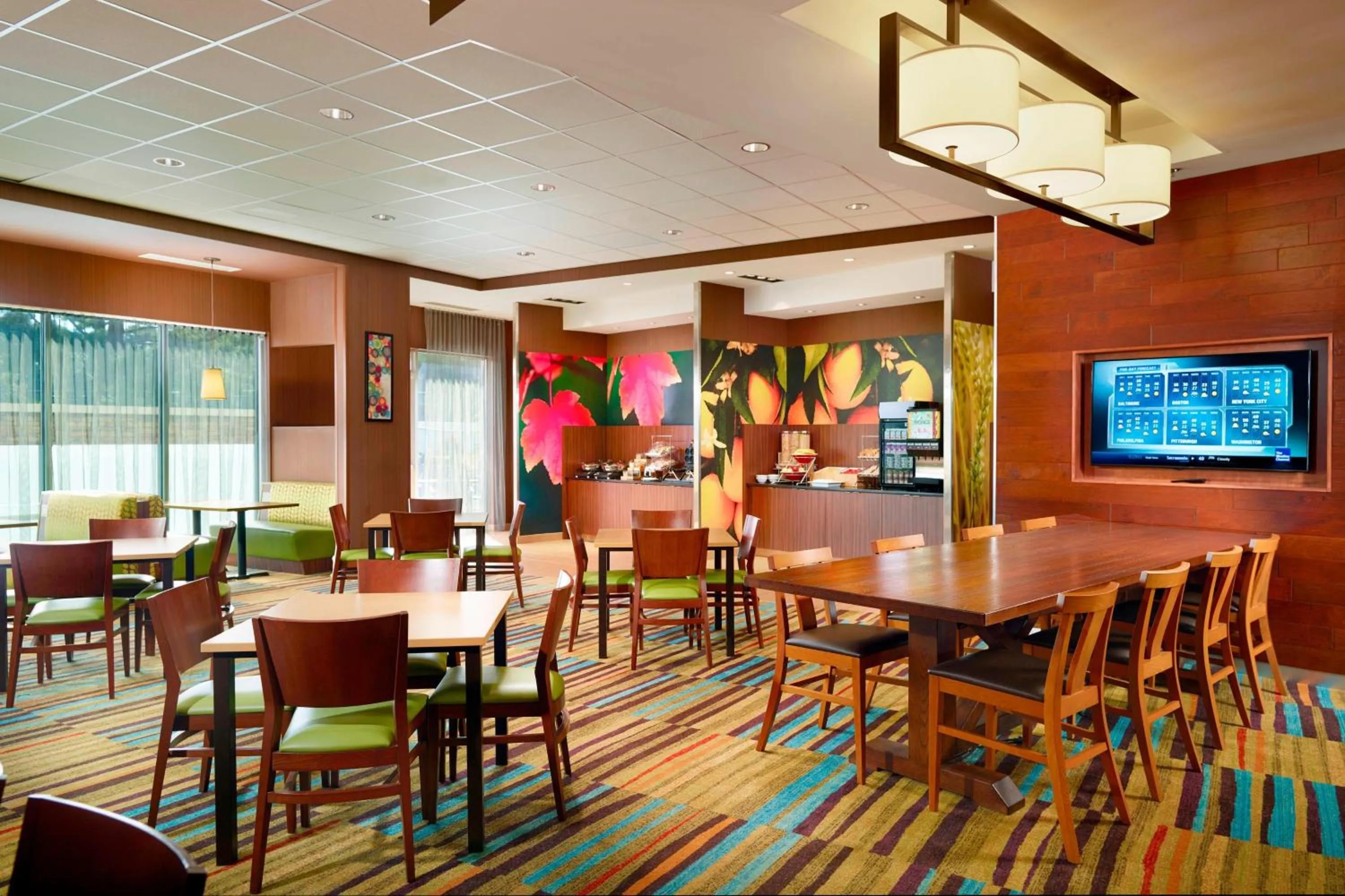 Restaurant/places to eat in Fairfield Inn & Suites by Marriott Hendersonville Flat Rock