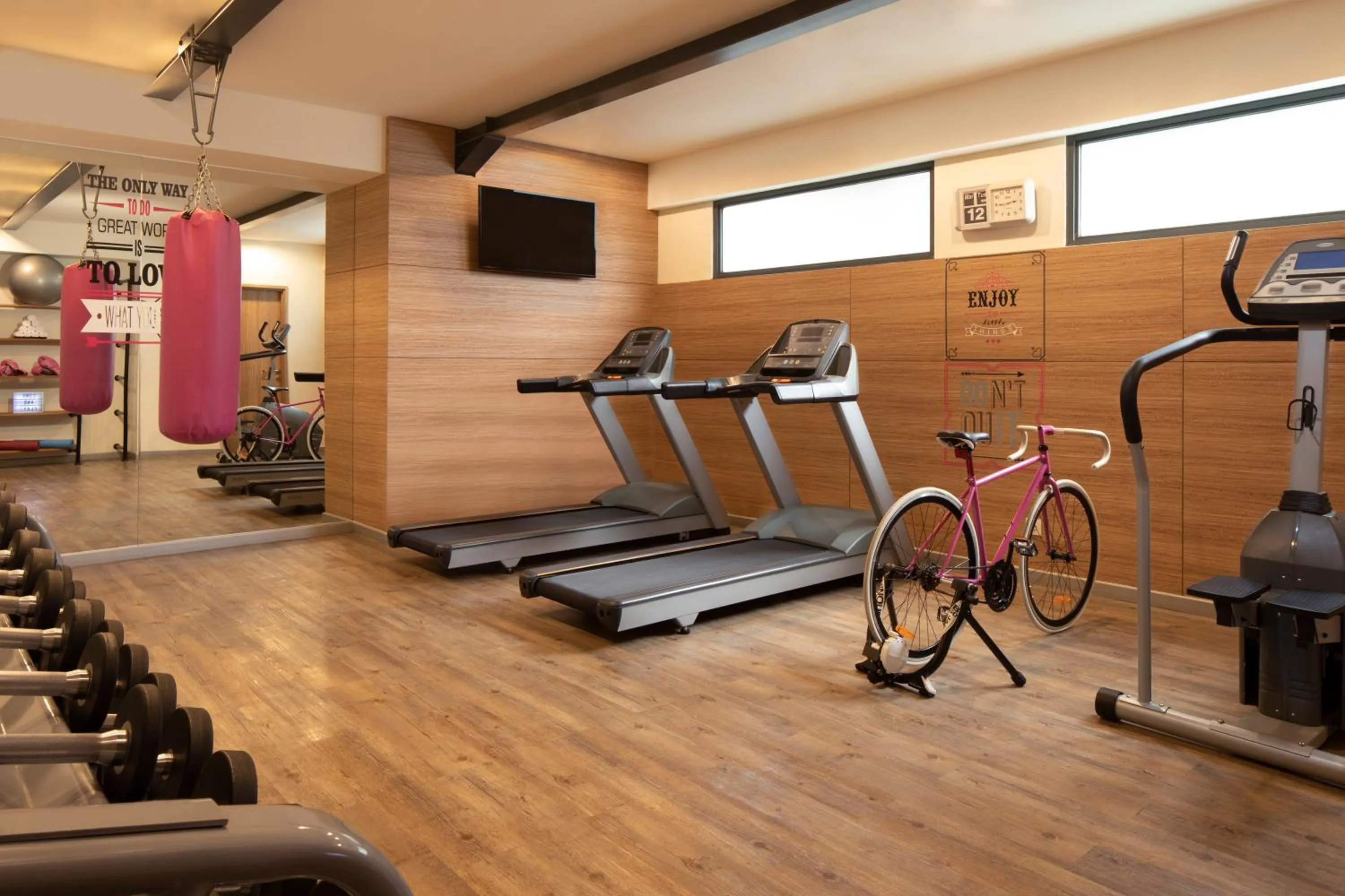 Spa and wellness centre/facilities in MOXY Bandung