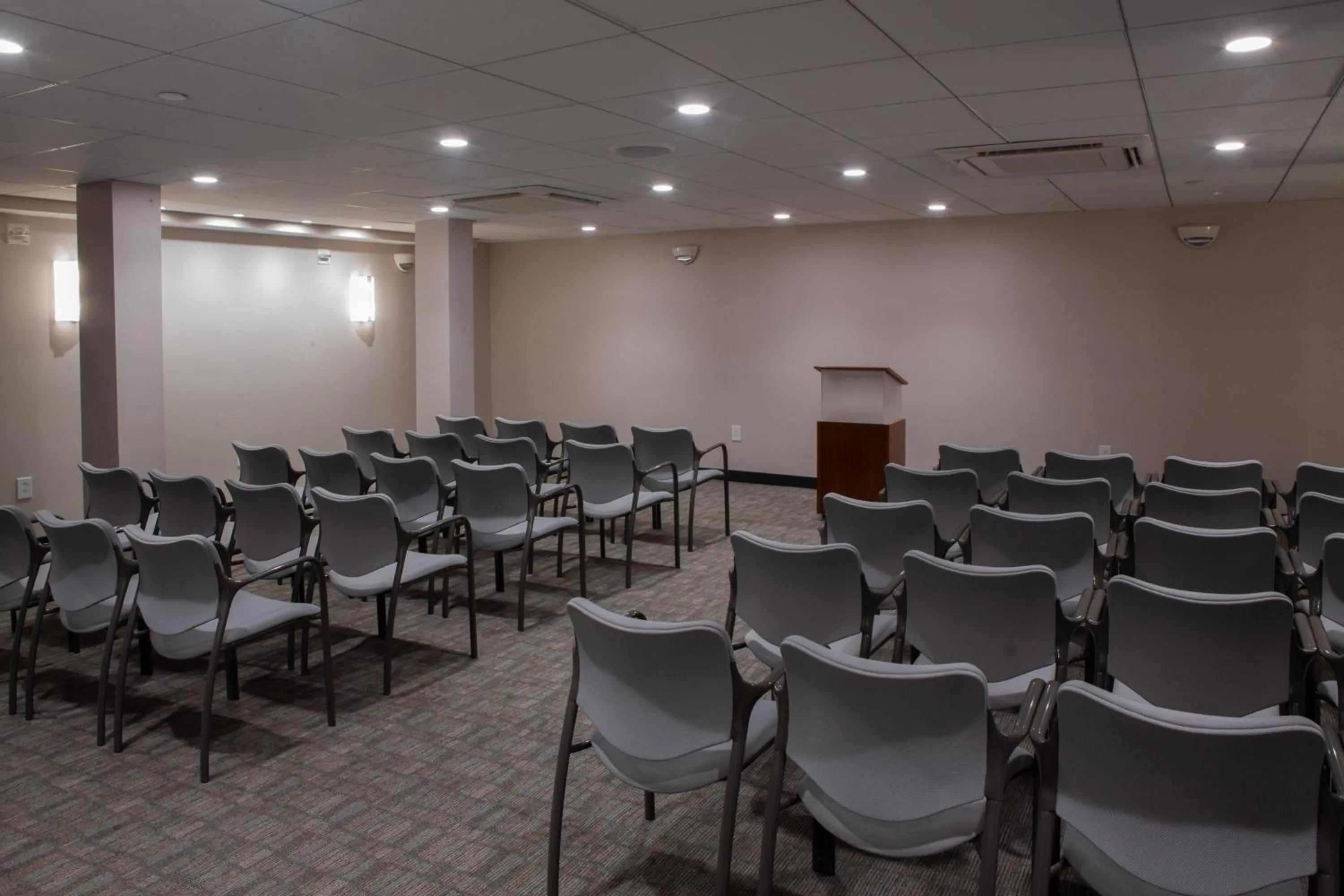 Meeting/conference room in Fairfield Inn & Suites by Marriott Philadelphia Downtown/Center City