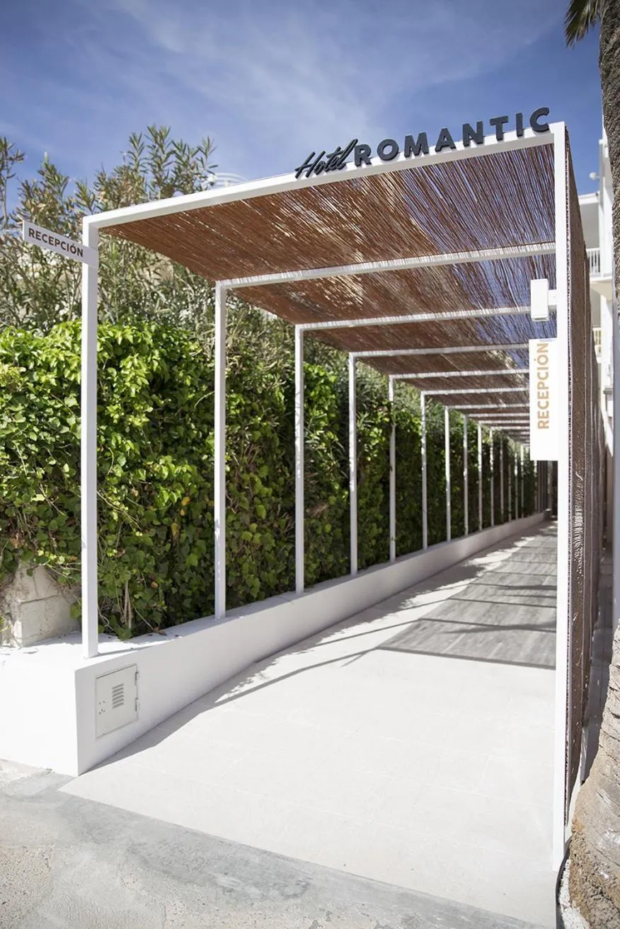 Facade/entrance in Cabot Romantic- Adults Only