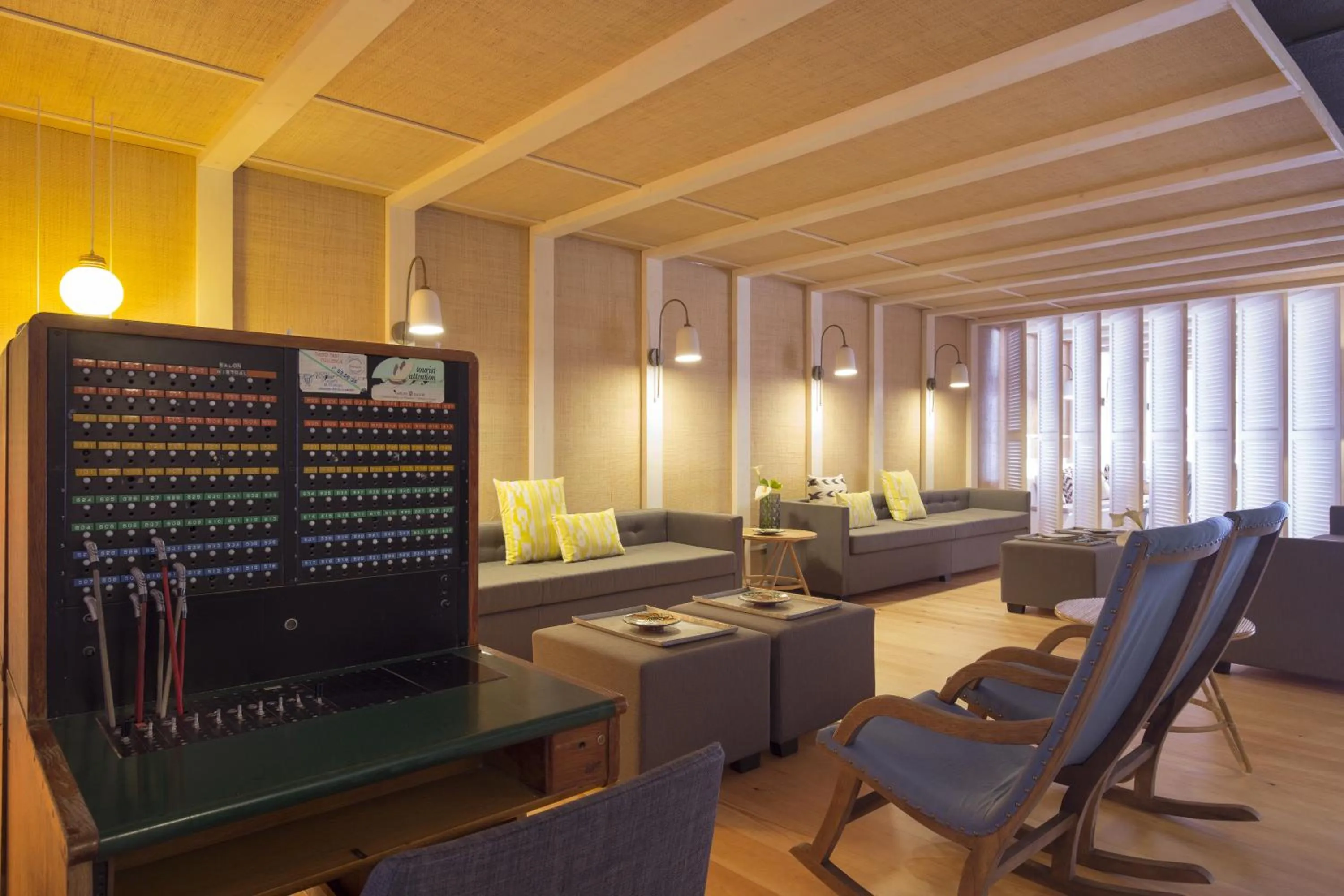 Lounge or bar in Cabot Romantic- Adults Only