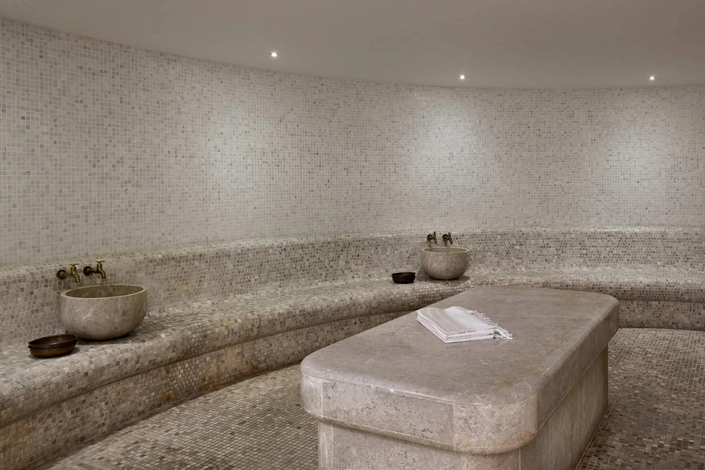 Spa and wellness centre/facilities in Paragraph Resort & Spa Shekvetili, Autograph Collection