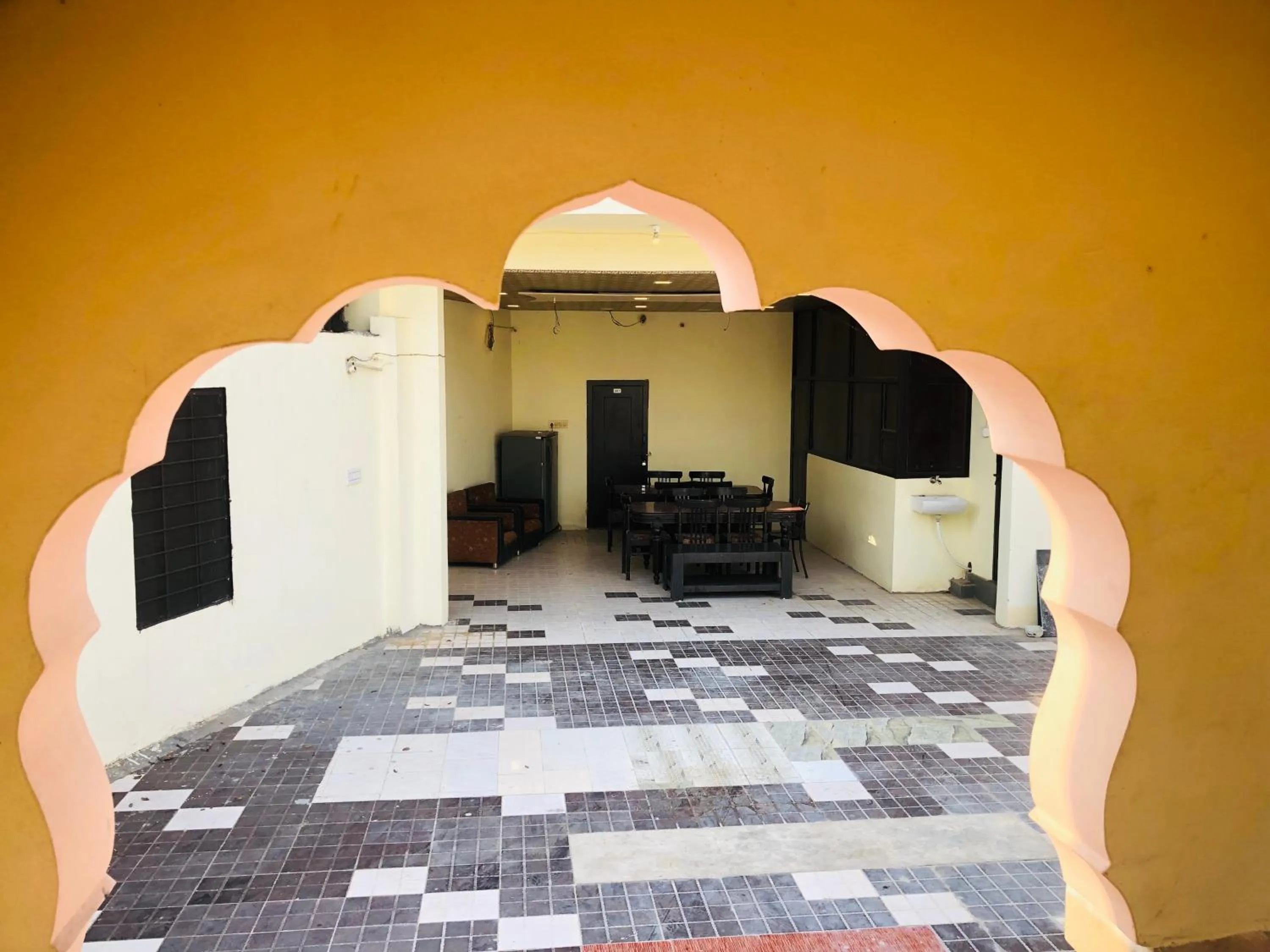 Restaurant/places to eat in Hotel Ranthambore Haveli