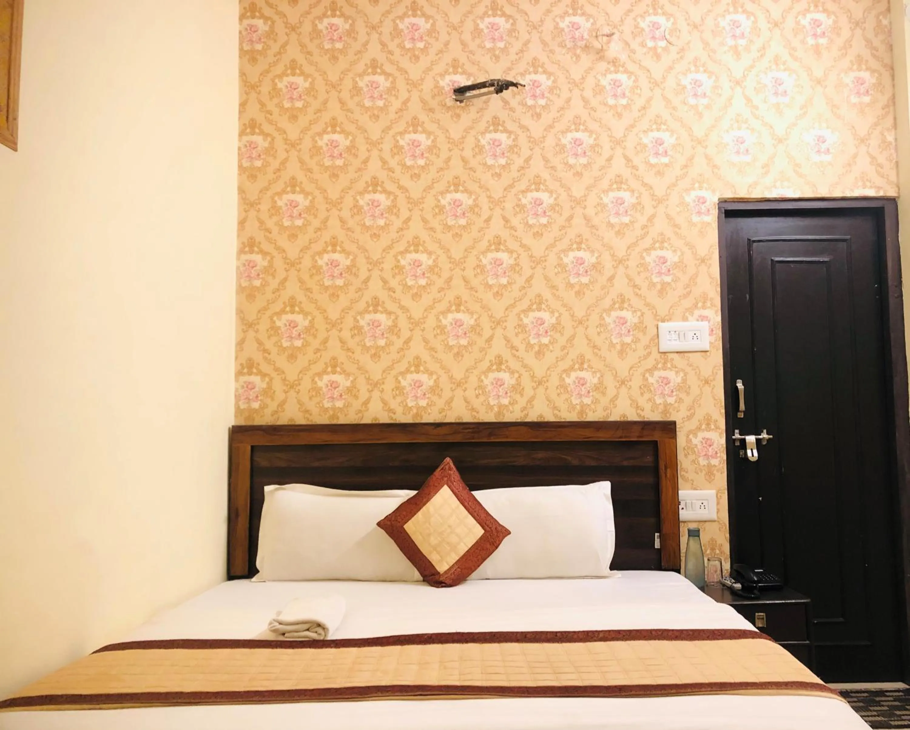 Bed in Hotel Ranthambore Haveli