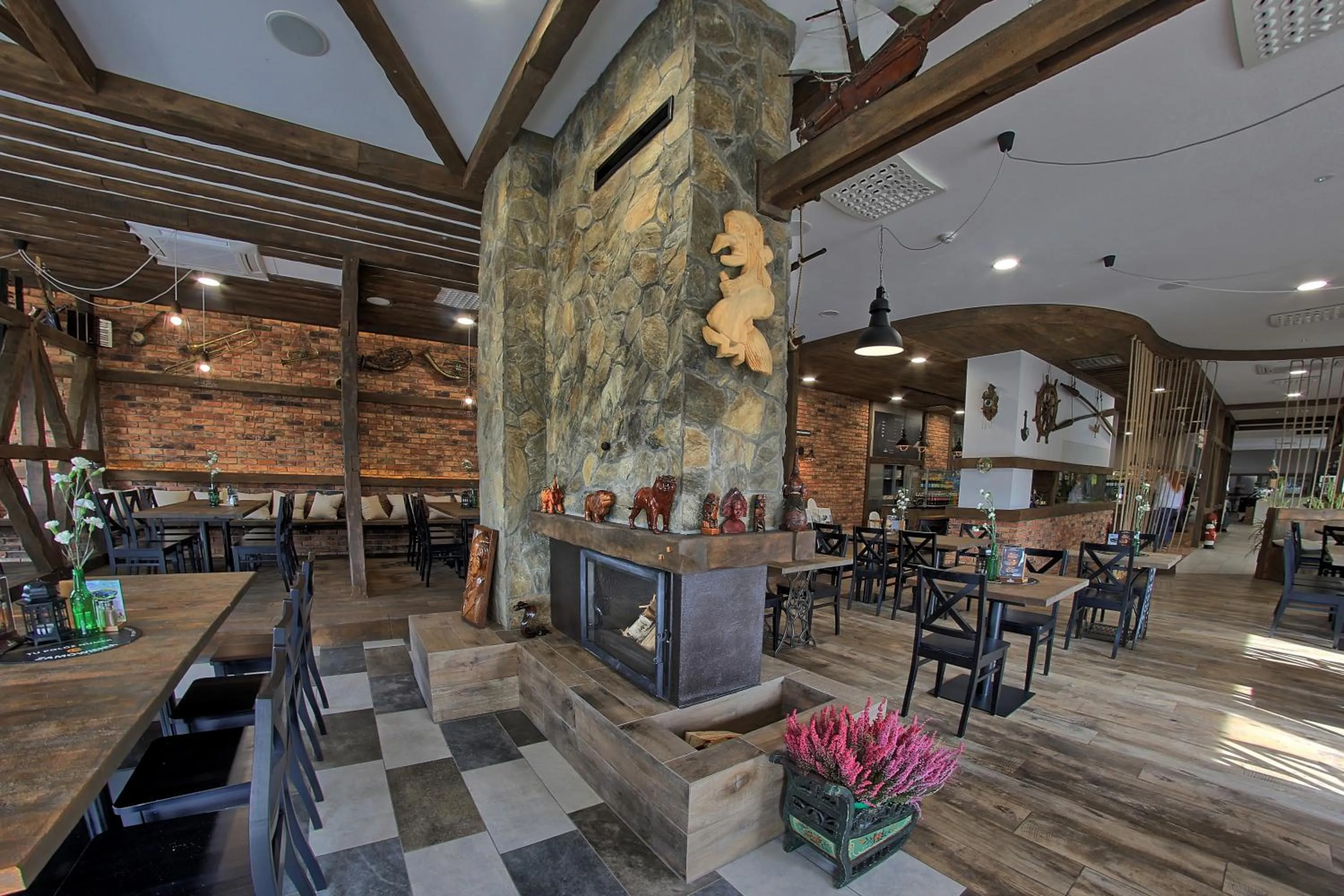 Restaurant/places to eat in Hotel Górecznik