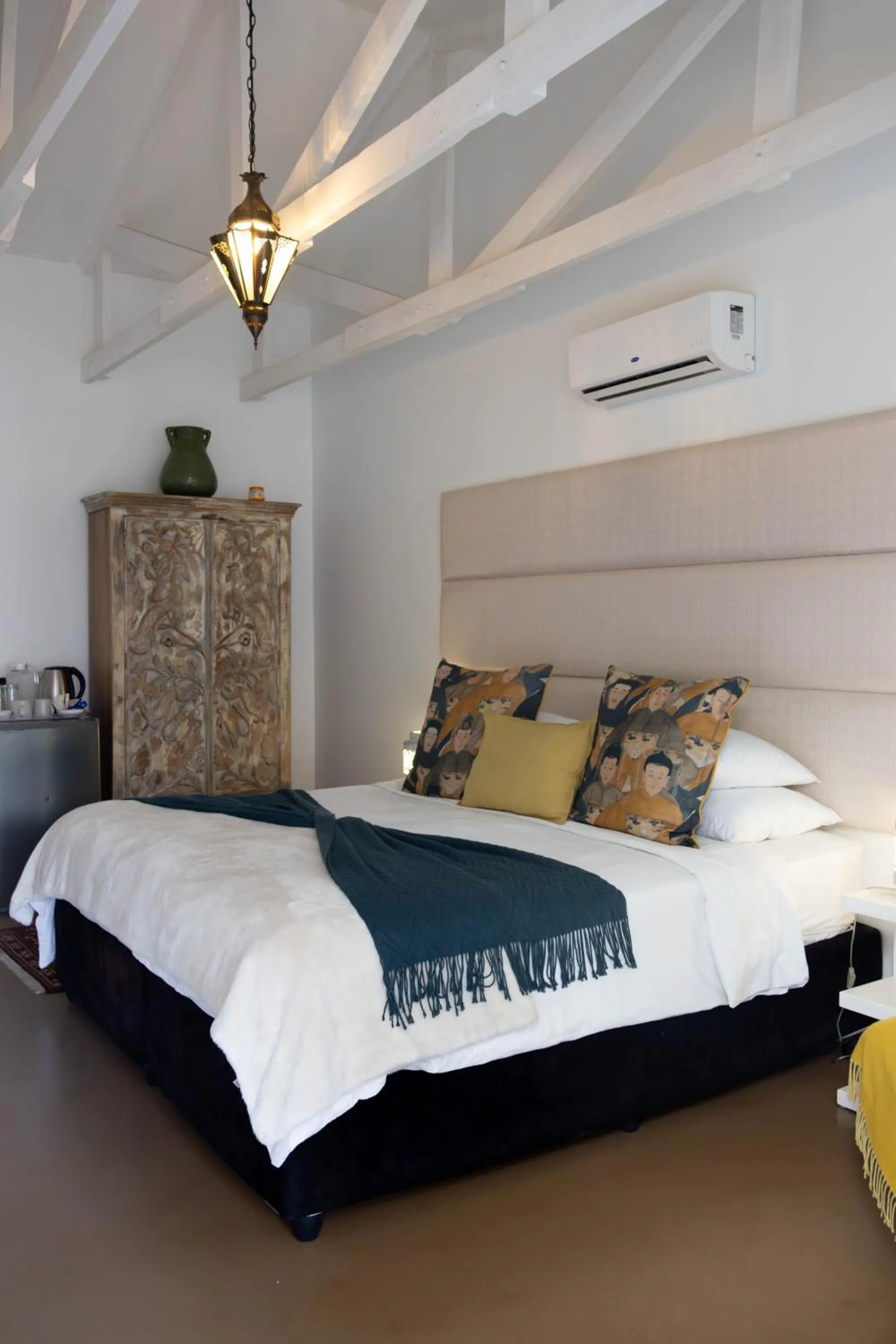 Bed in The Rez Guesthouse