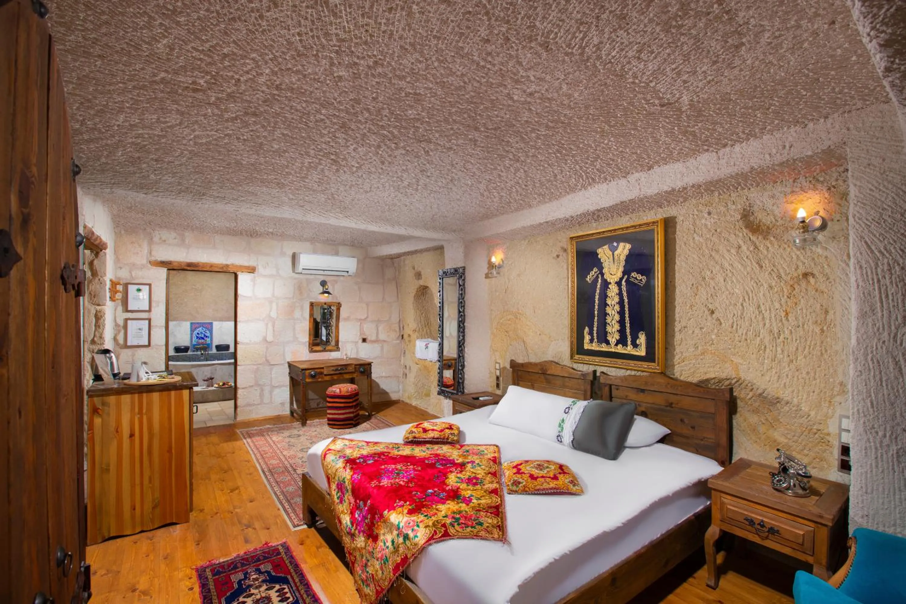 Photo of the whole room, Bed in Aja Cappadocia Cave Hotel