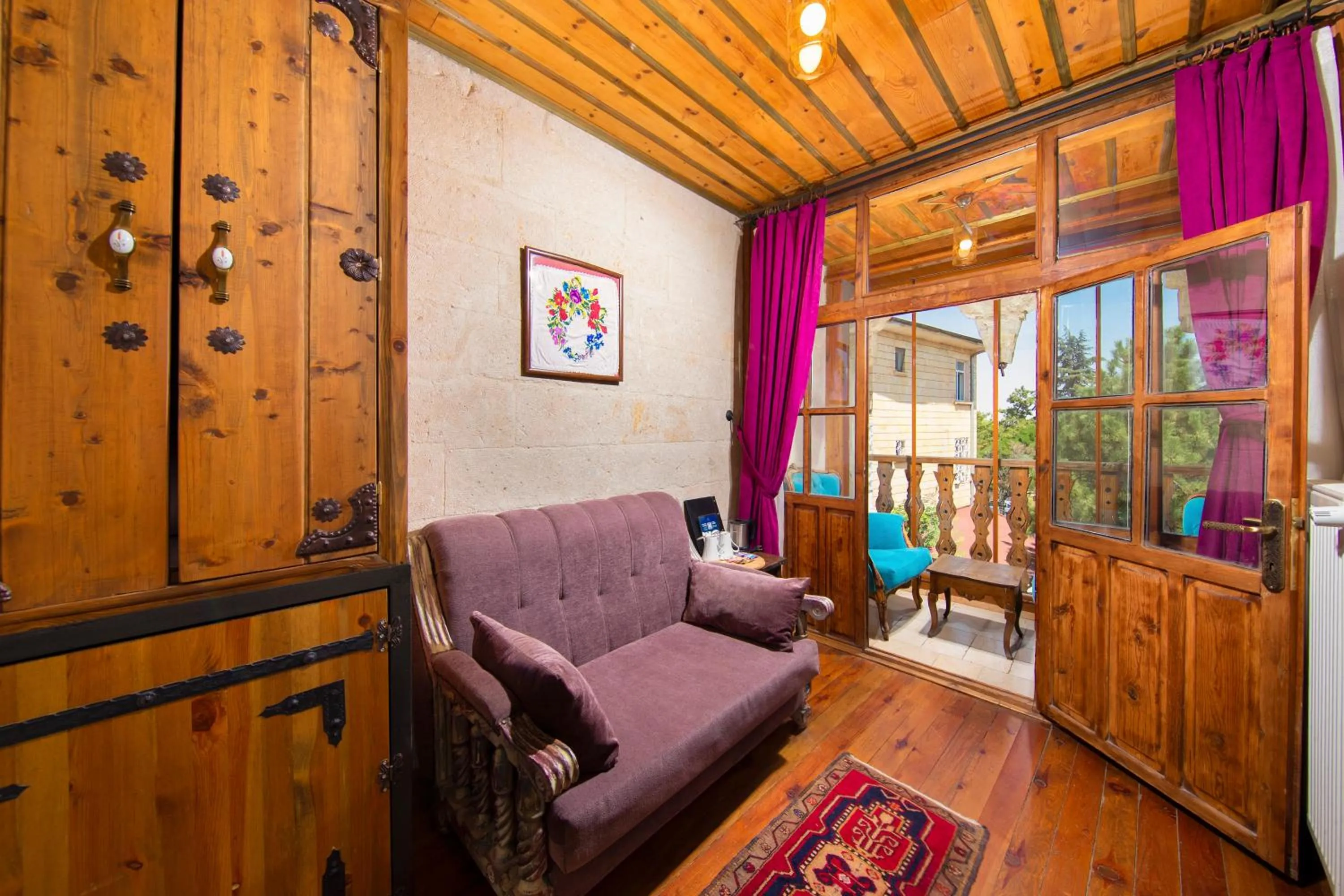 Living room in Aja Cappadocia Cave Hotel