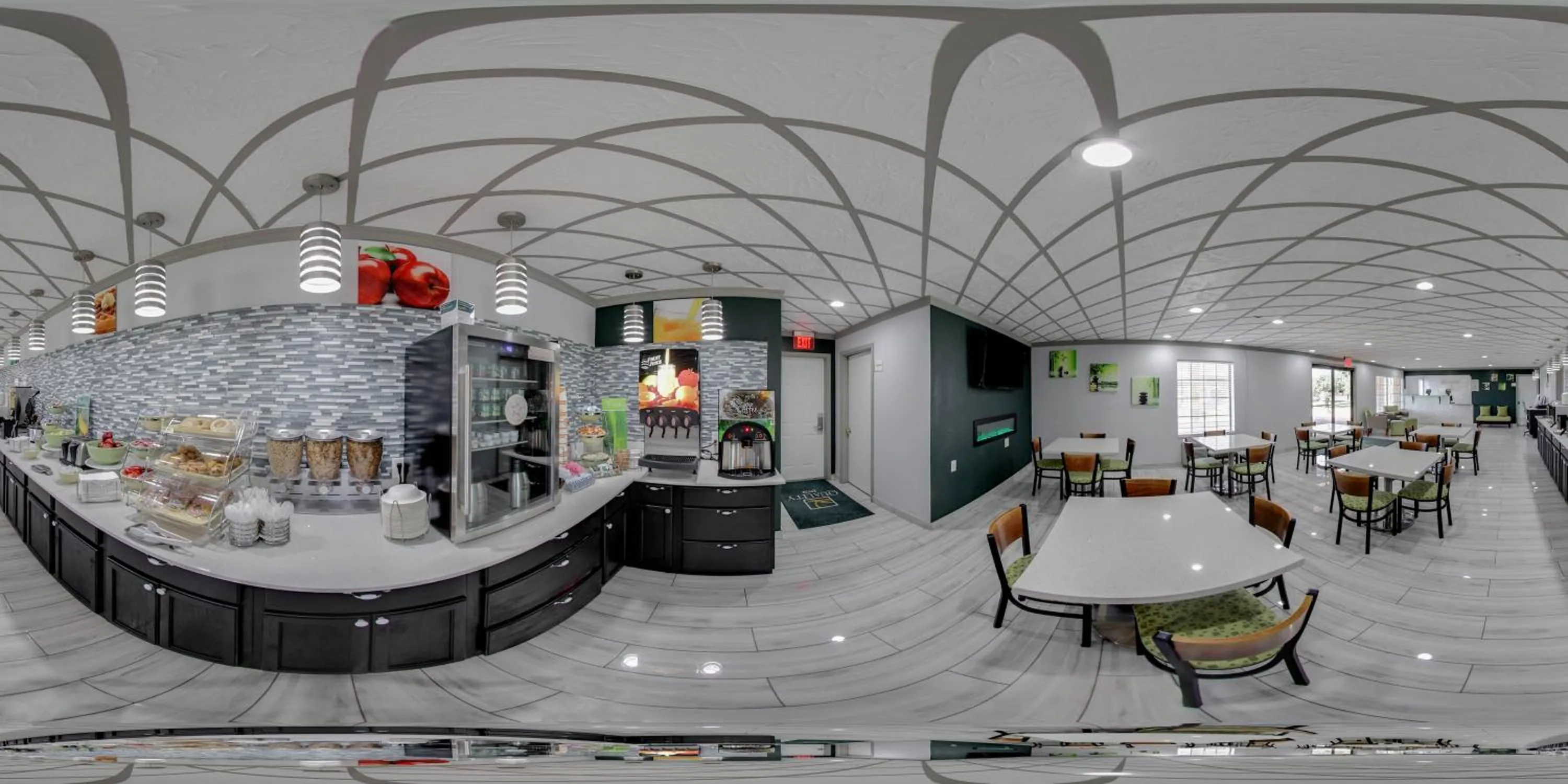 Breakfast in Quality Inn Forrest City I-40