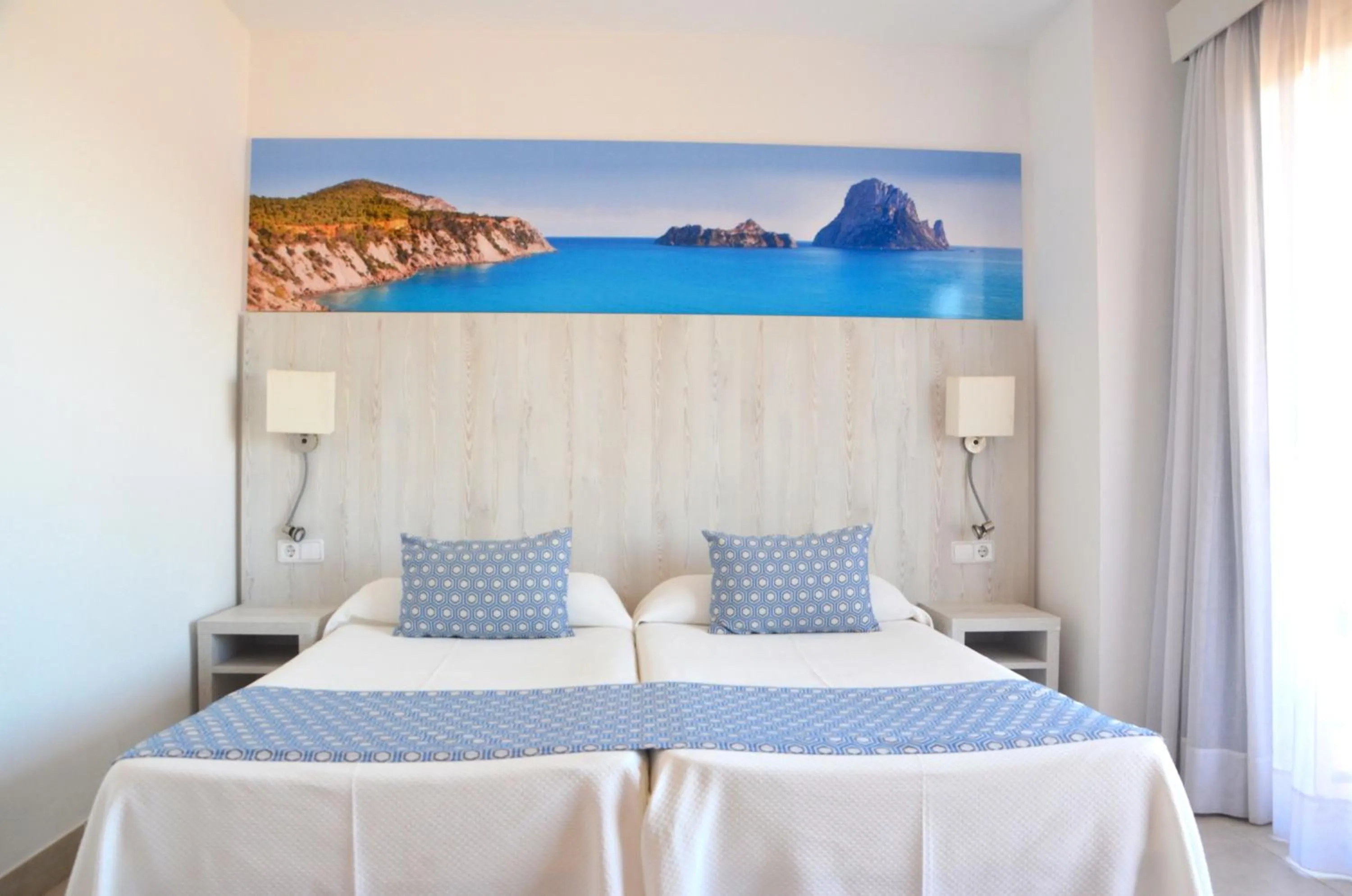 Bed in Club Can Bossa