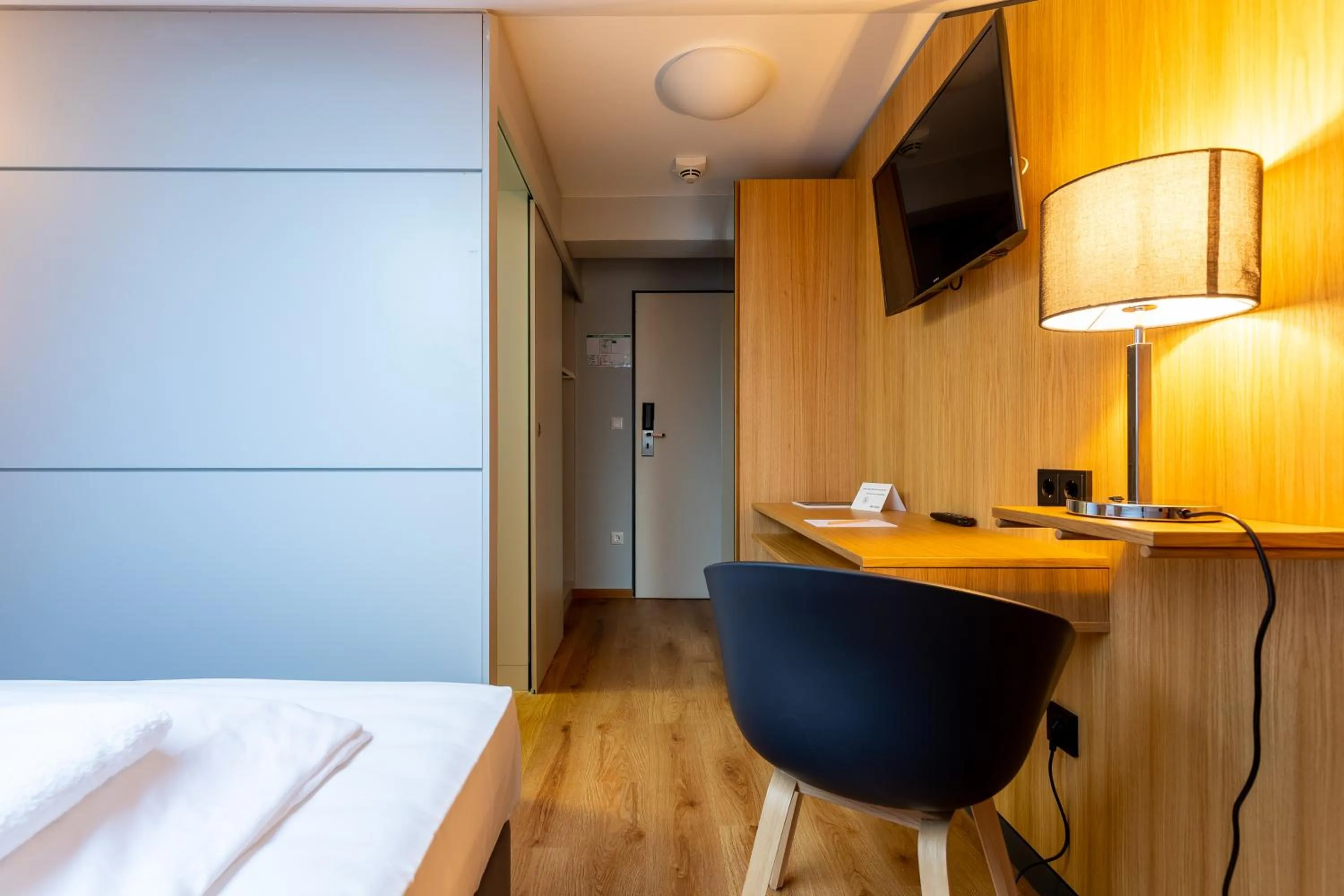 Bed in mk hotel frankfurt