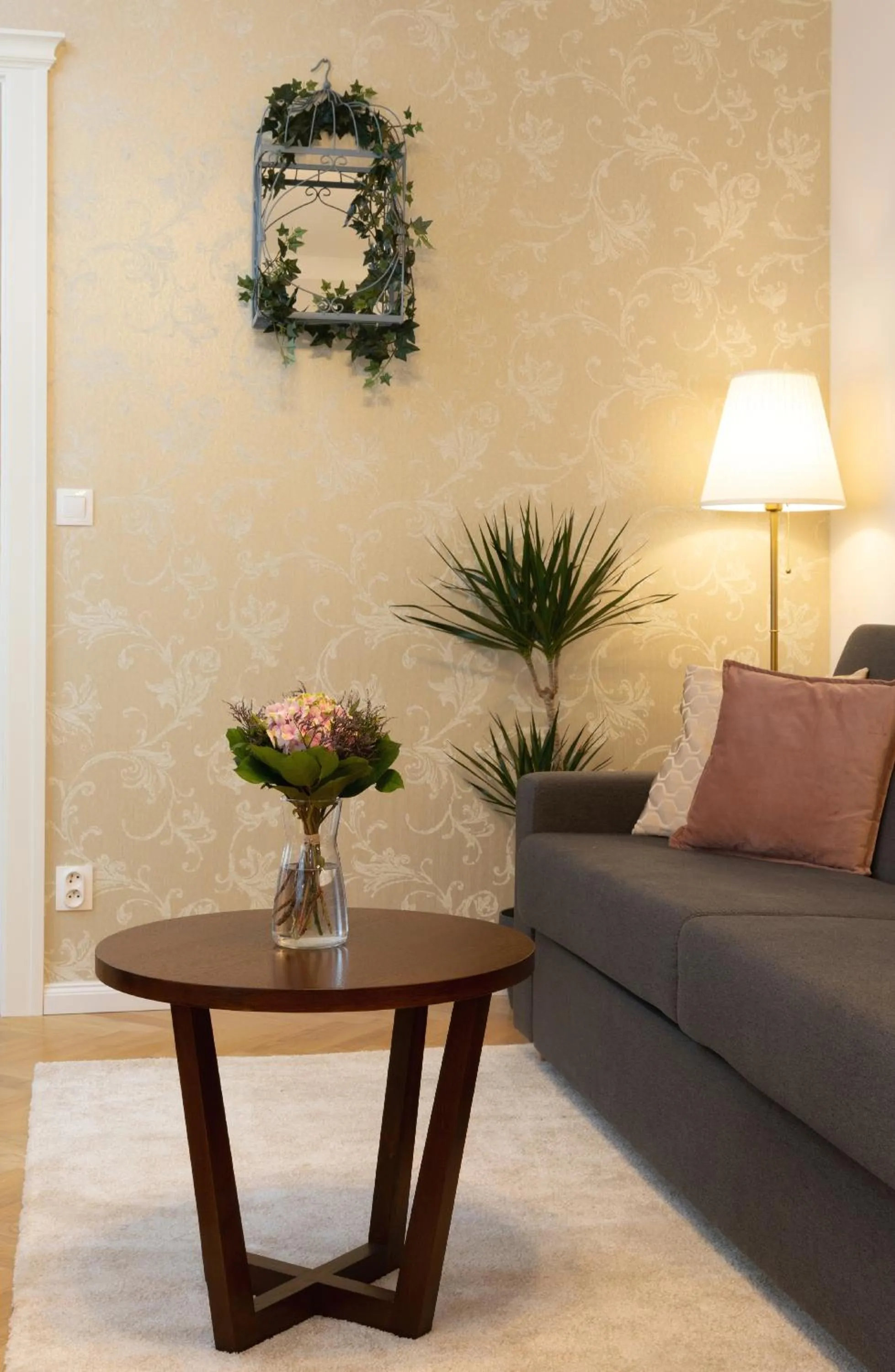 Seating area in SeNo6 Apartments