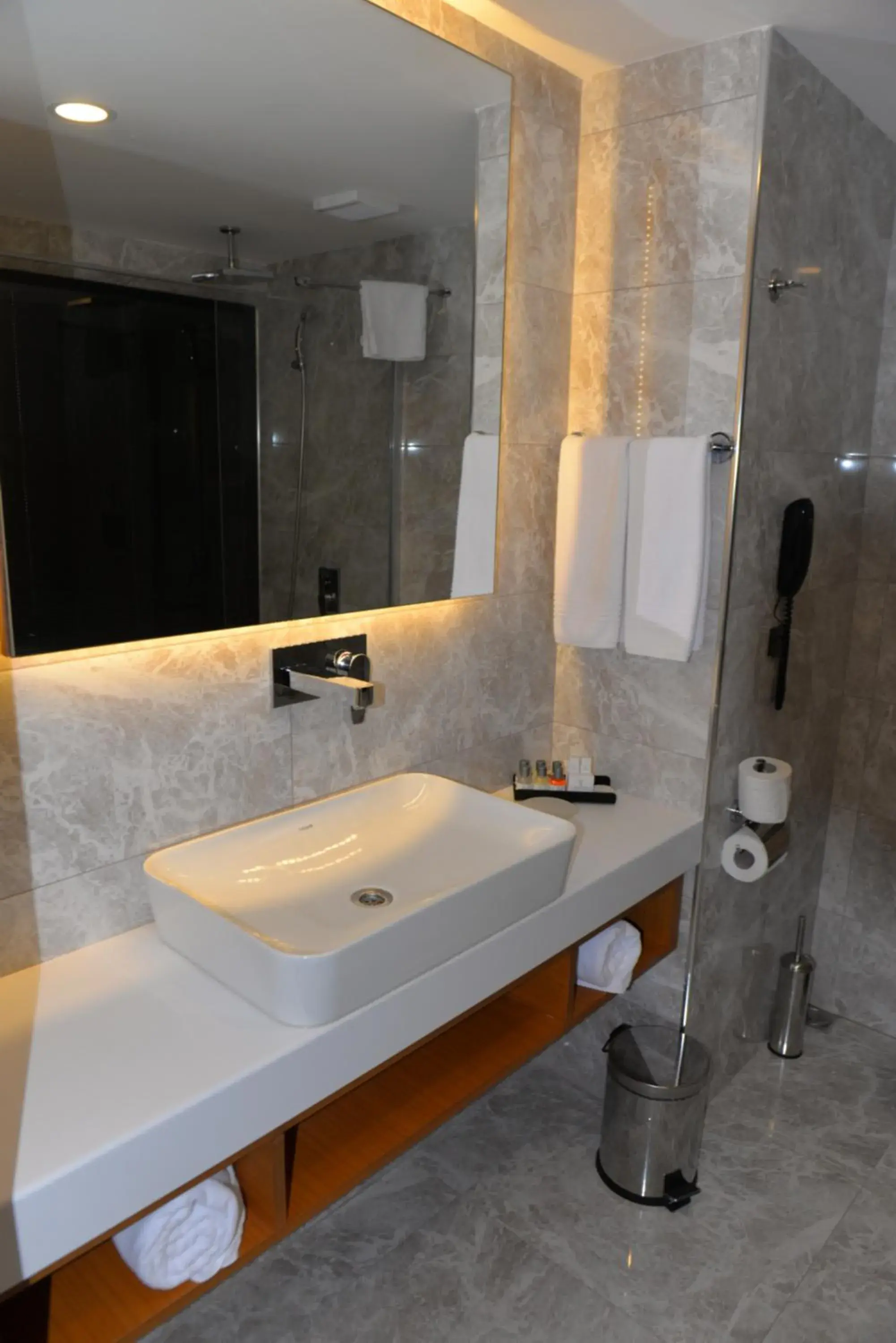 Triple Room with Mountain View in Ramada By Wyndham Giresun Piraziz Triple Room with Mountain View in Ramada By Wyndham Giresun Piraziz