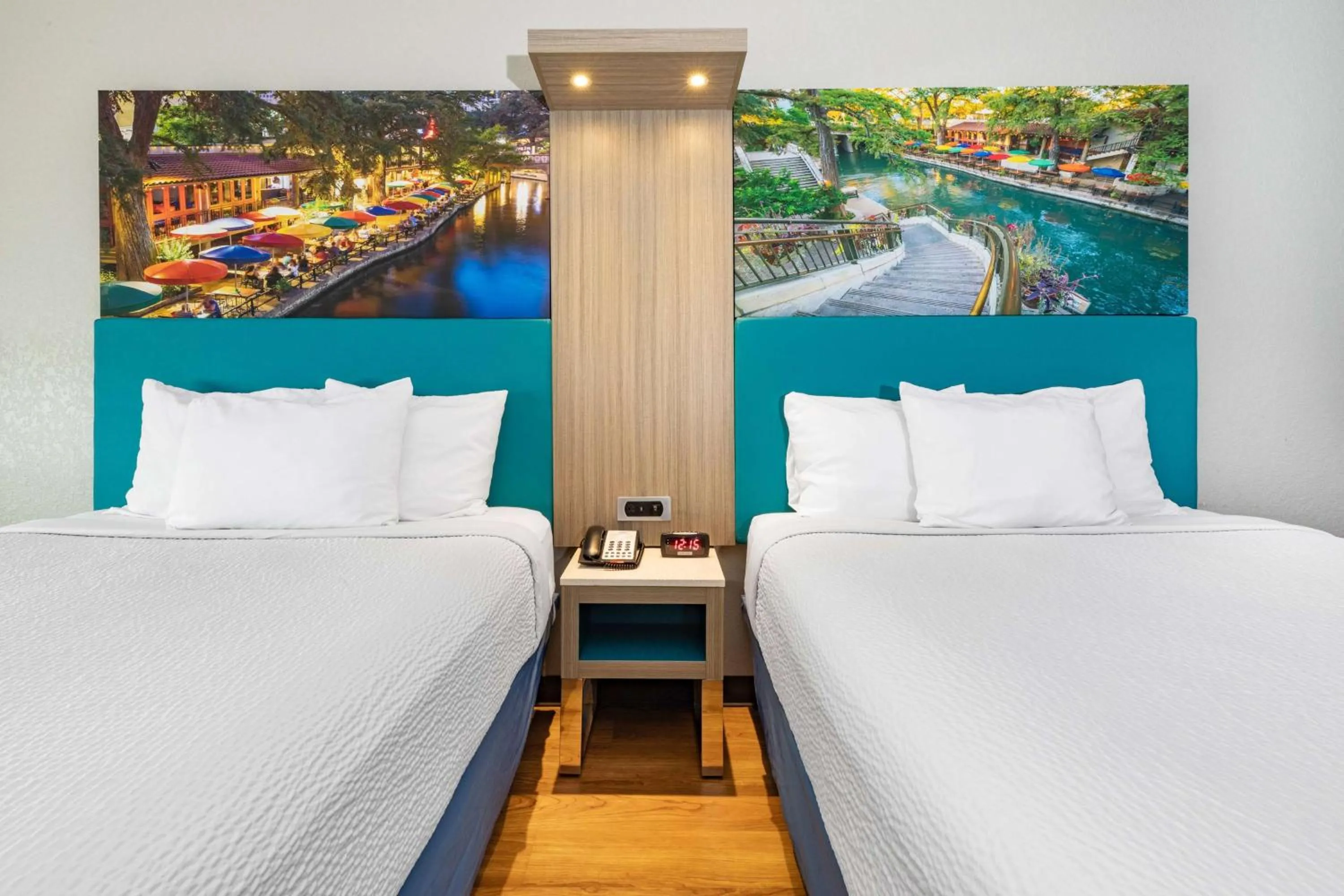 Photo of the whole room, Bed in Days Inn & Suites by Wyndham San Antonio near Frost Bank Center