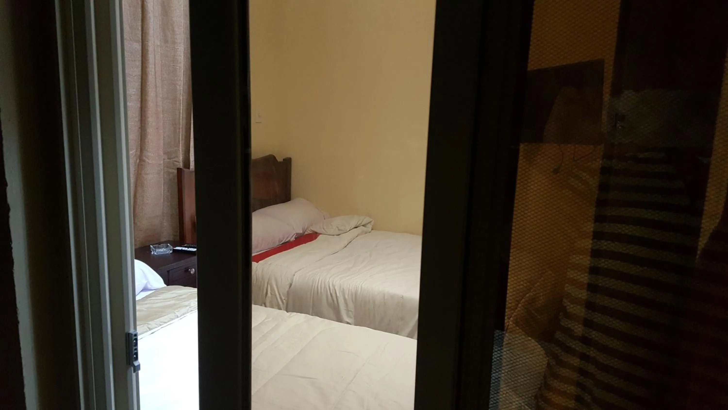 Bedroom, Bed in Royal Pyramids Inn