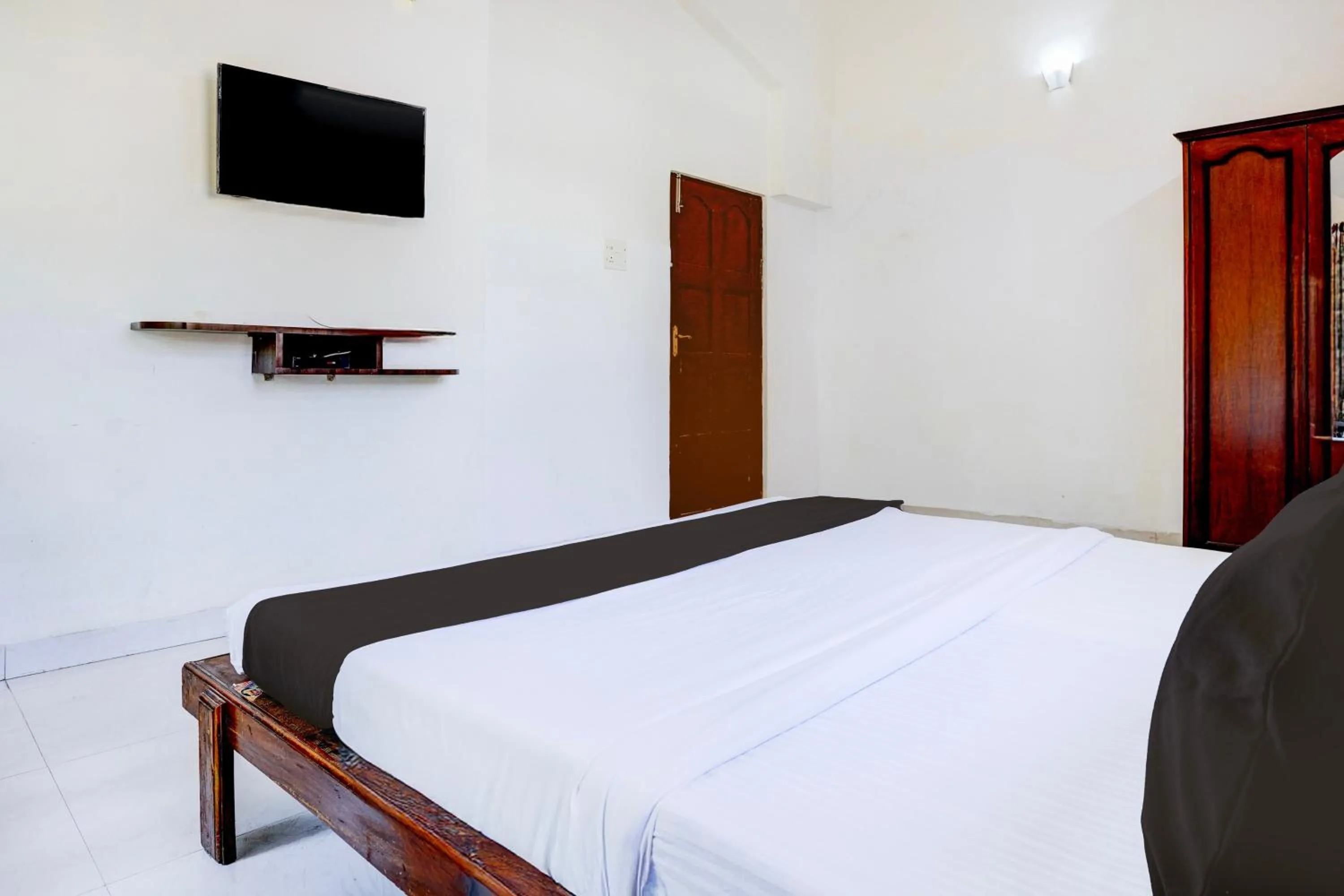 Bedroom, Bed in Hotel O Benaulim Beach Goa