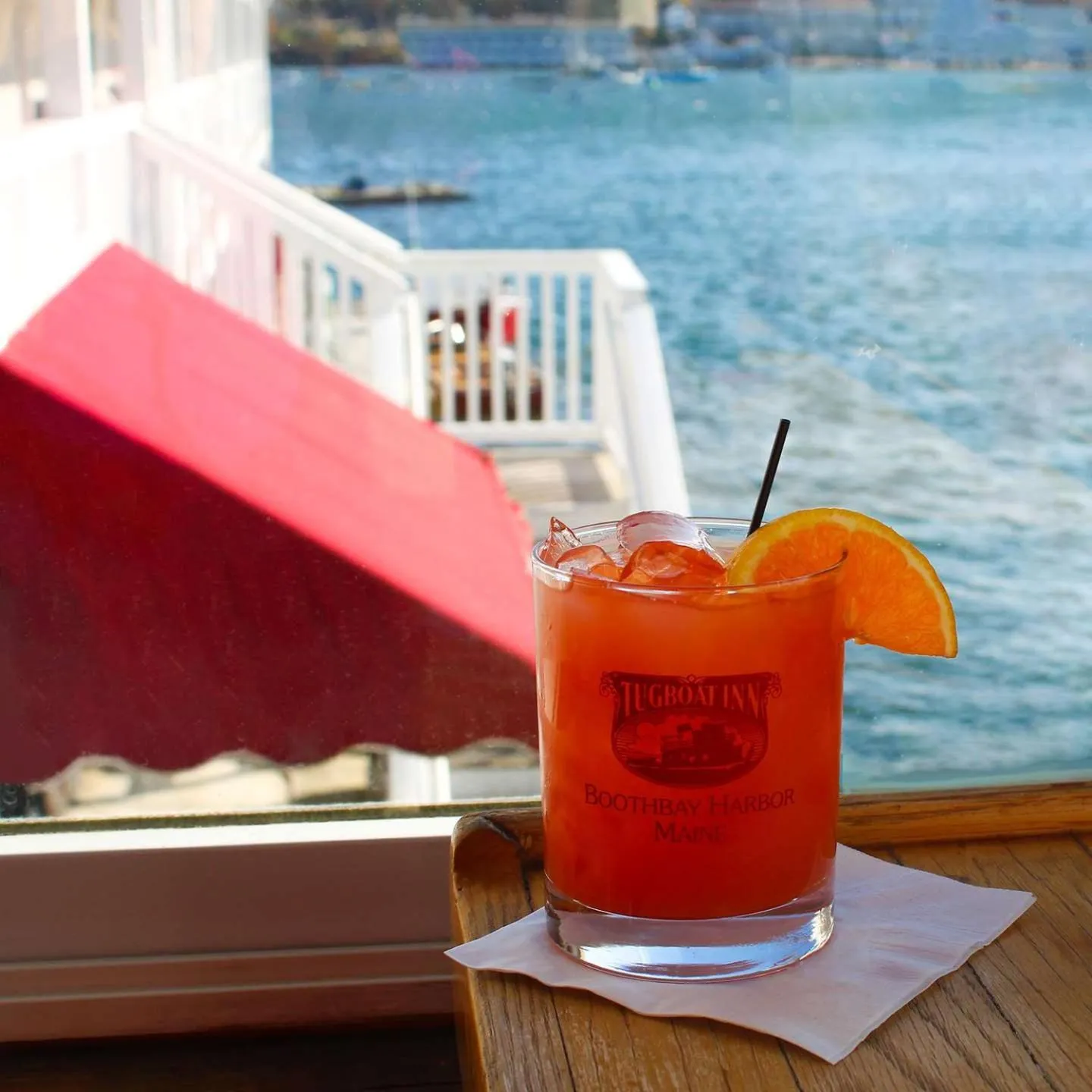 Food and drinks in Tugboat Inn