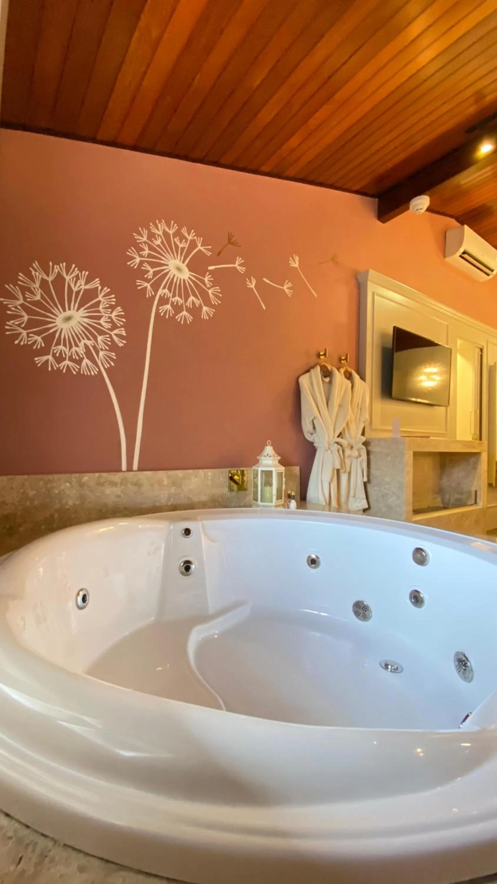 Hot Tub in Blumen Hotel Boutique