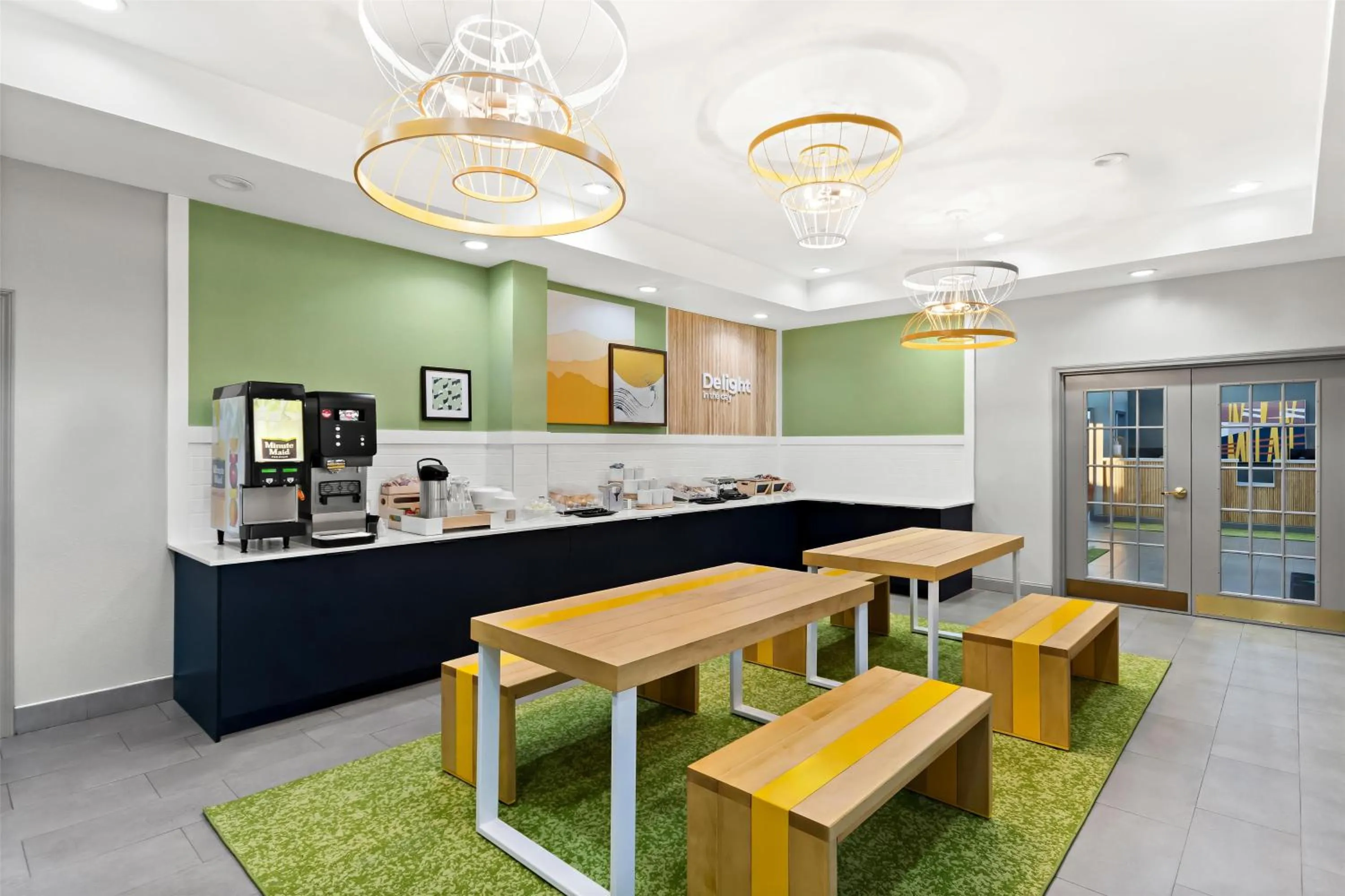 Breakfast in Spark by Hilton Panama City Beach