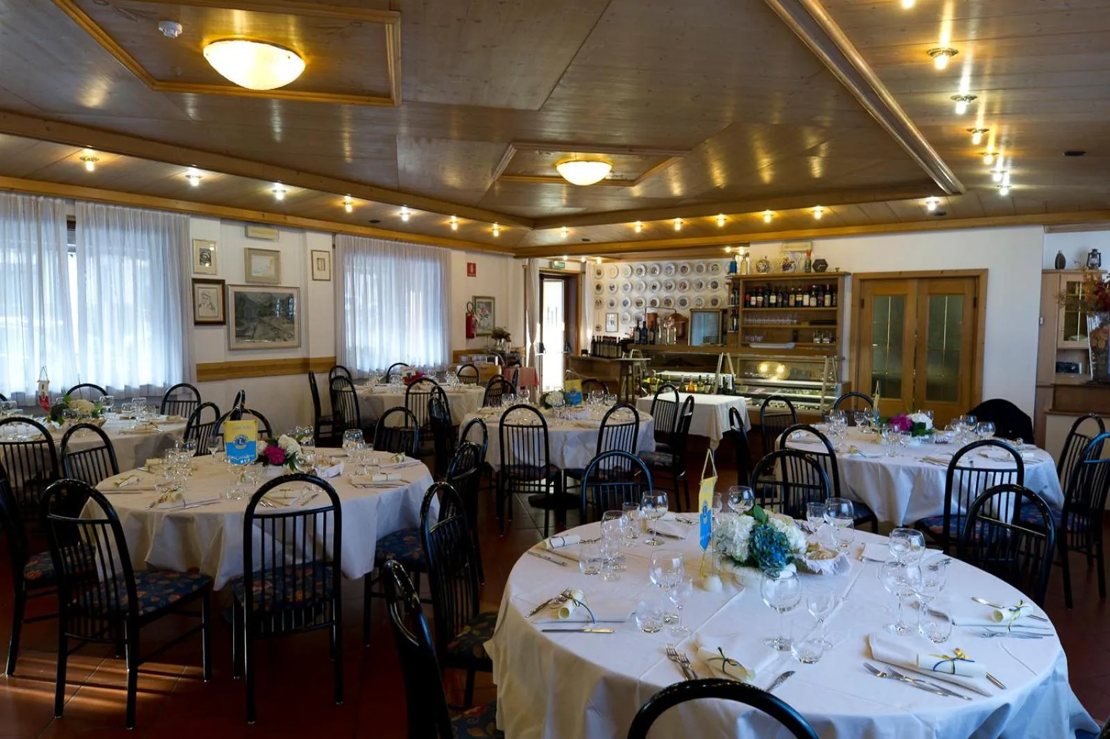 Restaurant/places to eat in Hotel Ferrovia