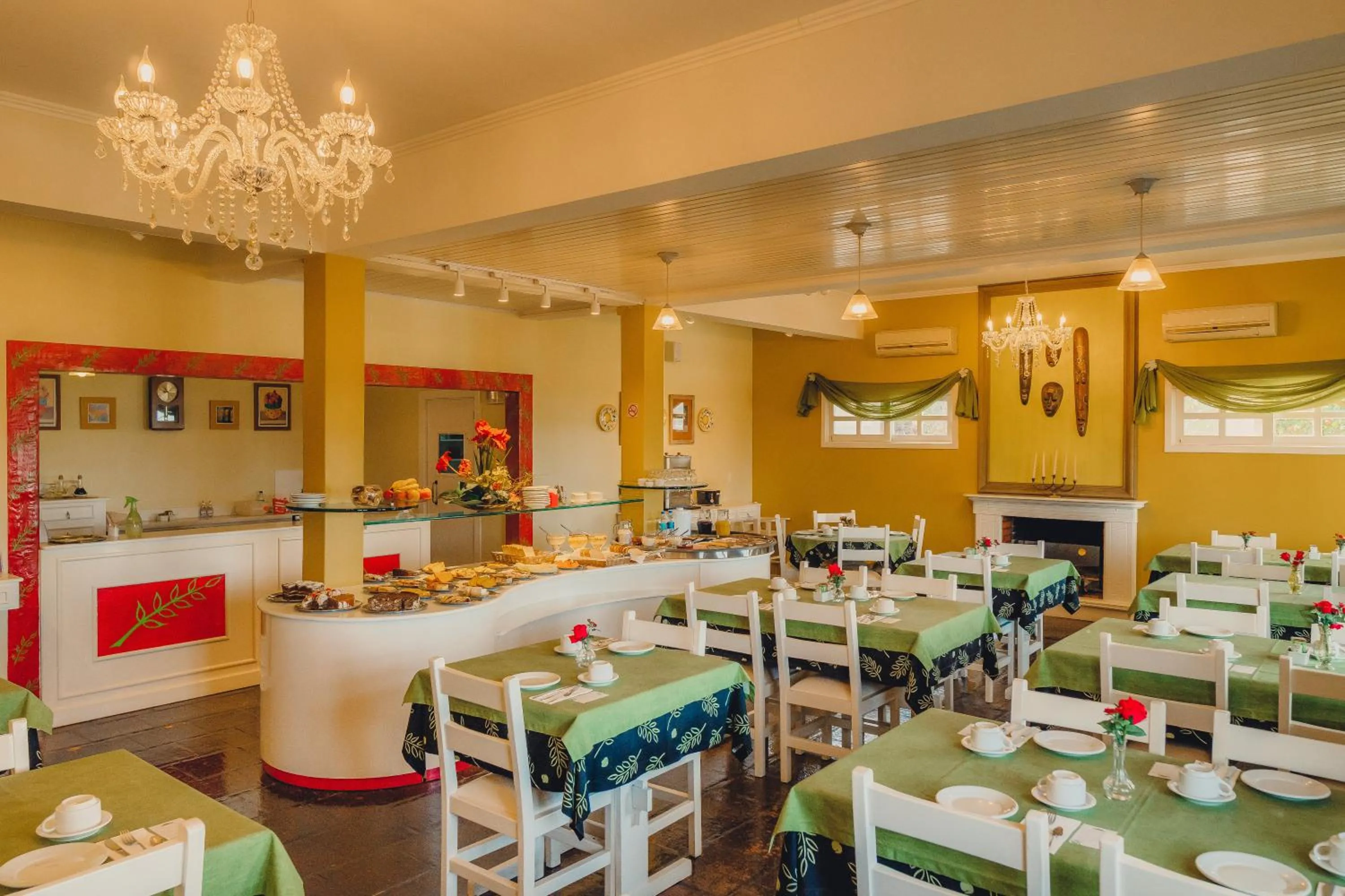 Breakfast in Hotel Pousada da Neve