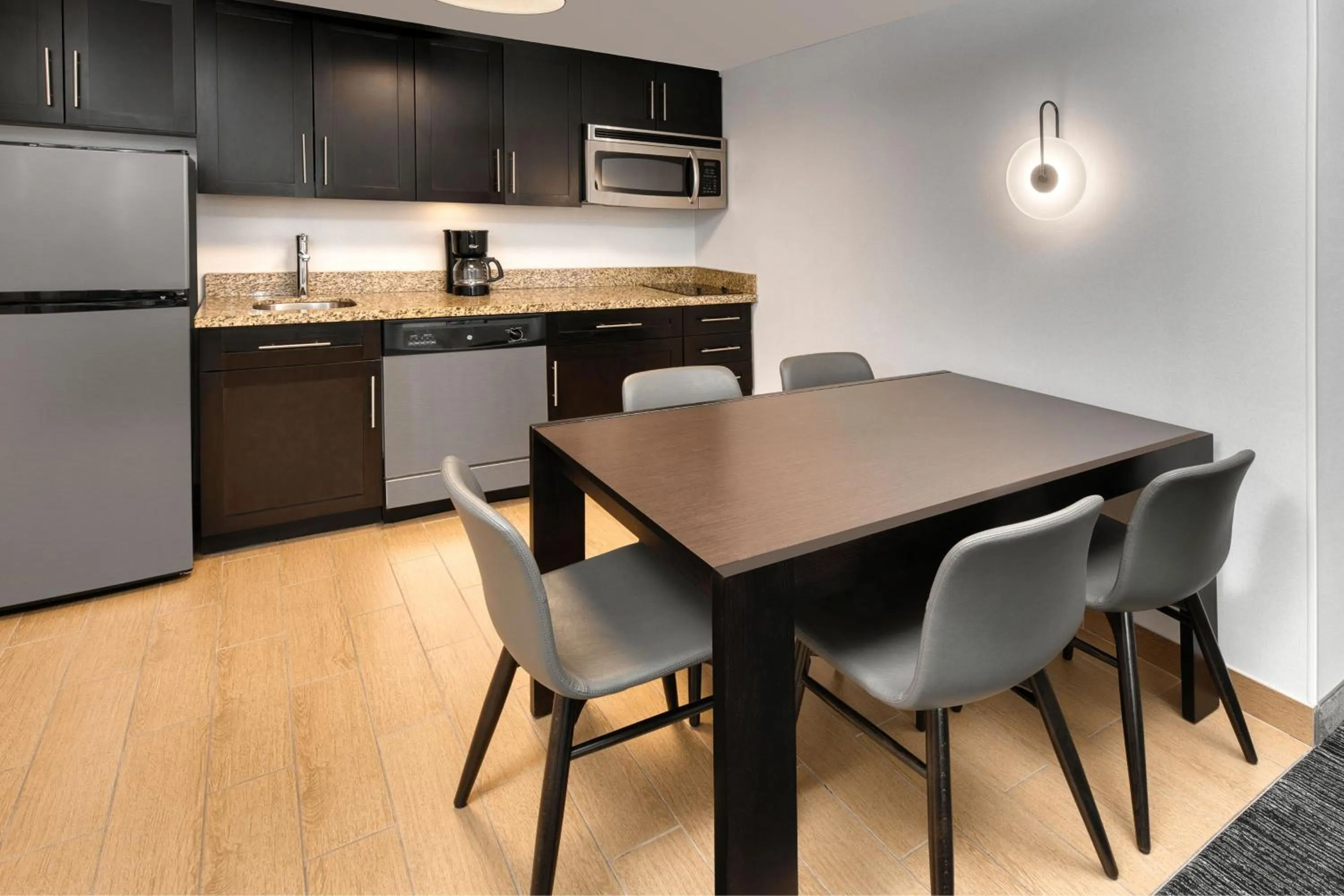 Bedroom in TownePlace Suites by Marriott Sudbury