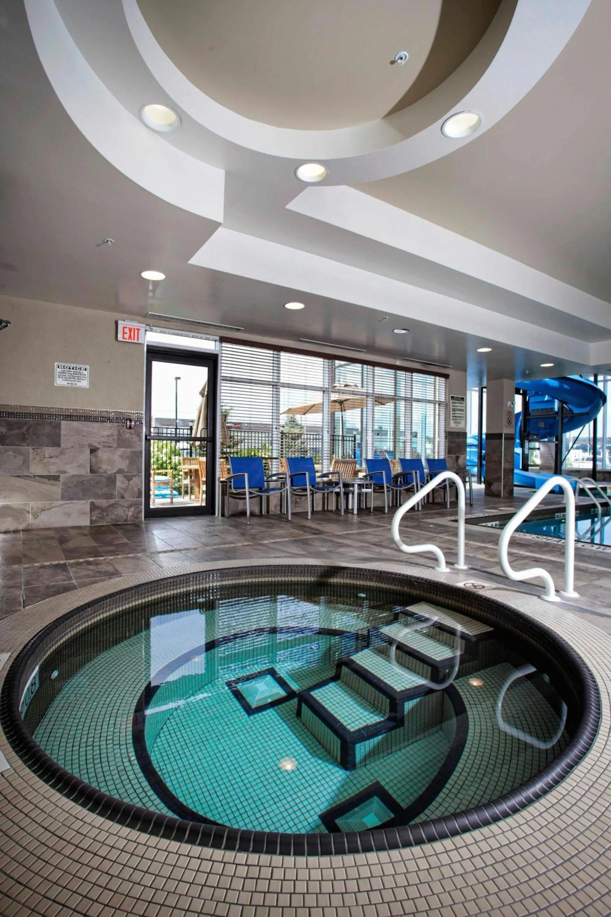 Swimming pool in TownePlace Suites by Marriott Sudbury