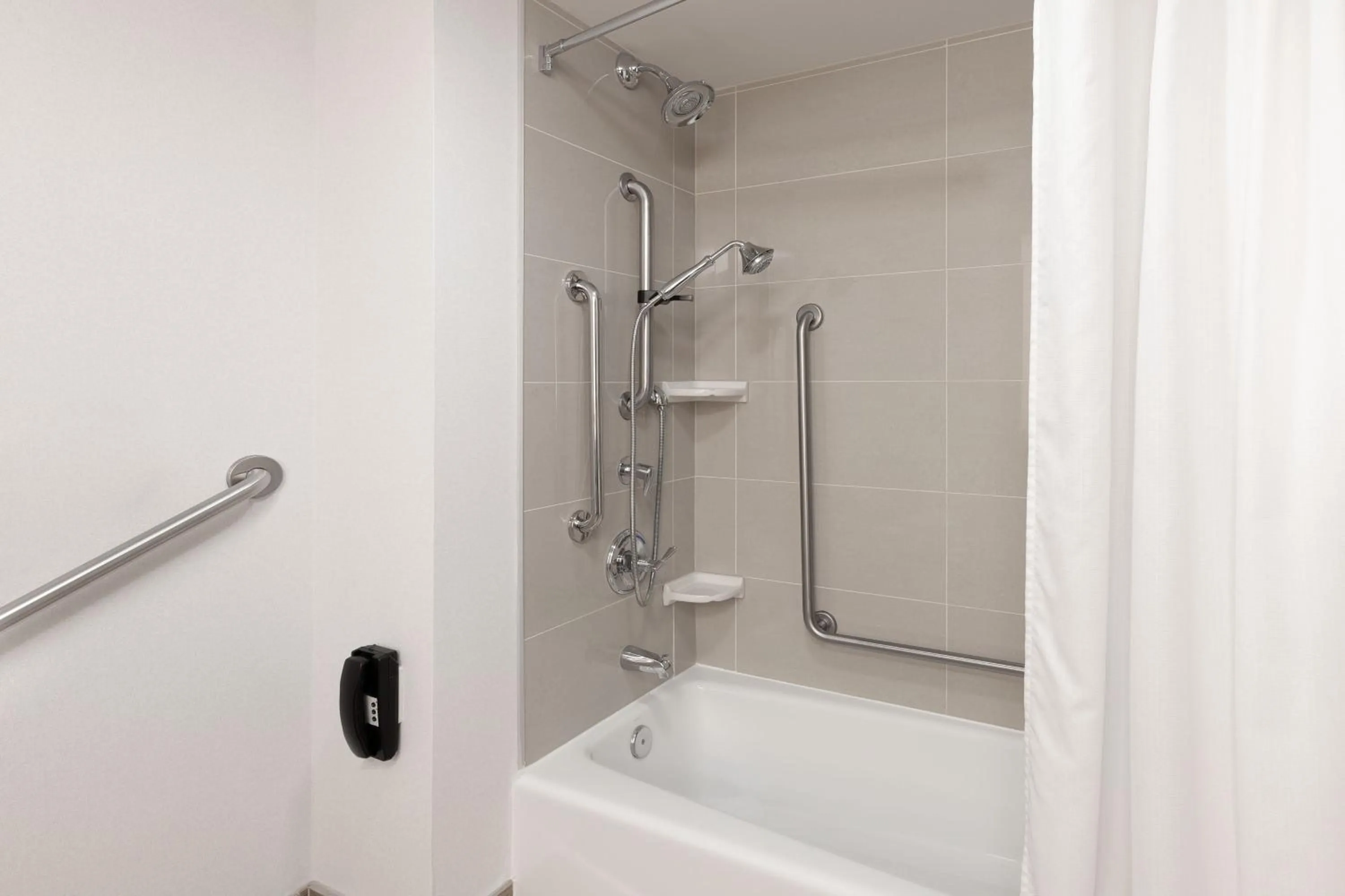 Bathroom in TownePlace Suites by Marriott Sudbury