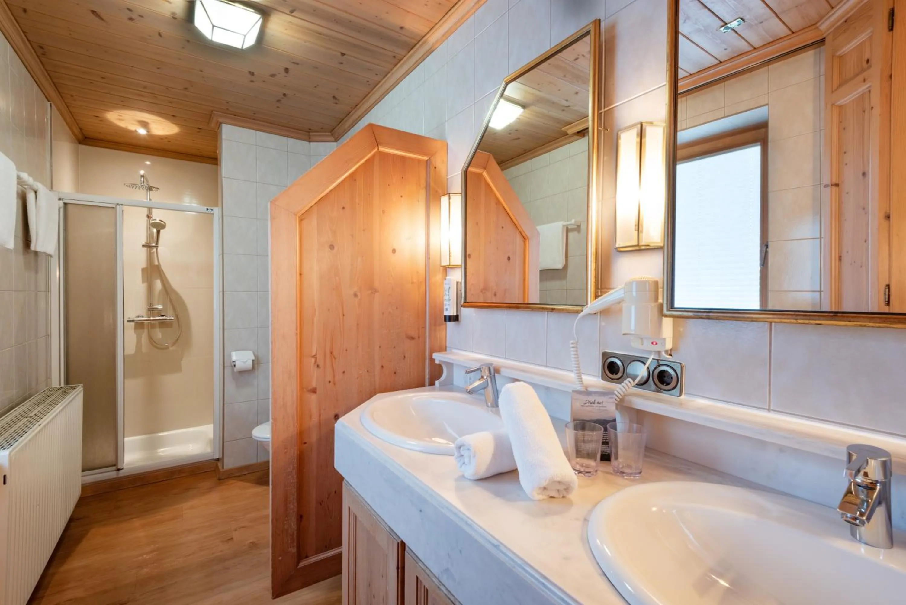 Bathroom in Hotel Tiroler Stuben