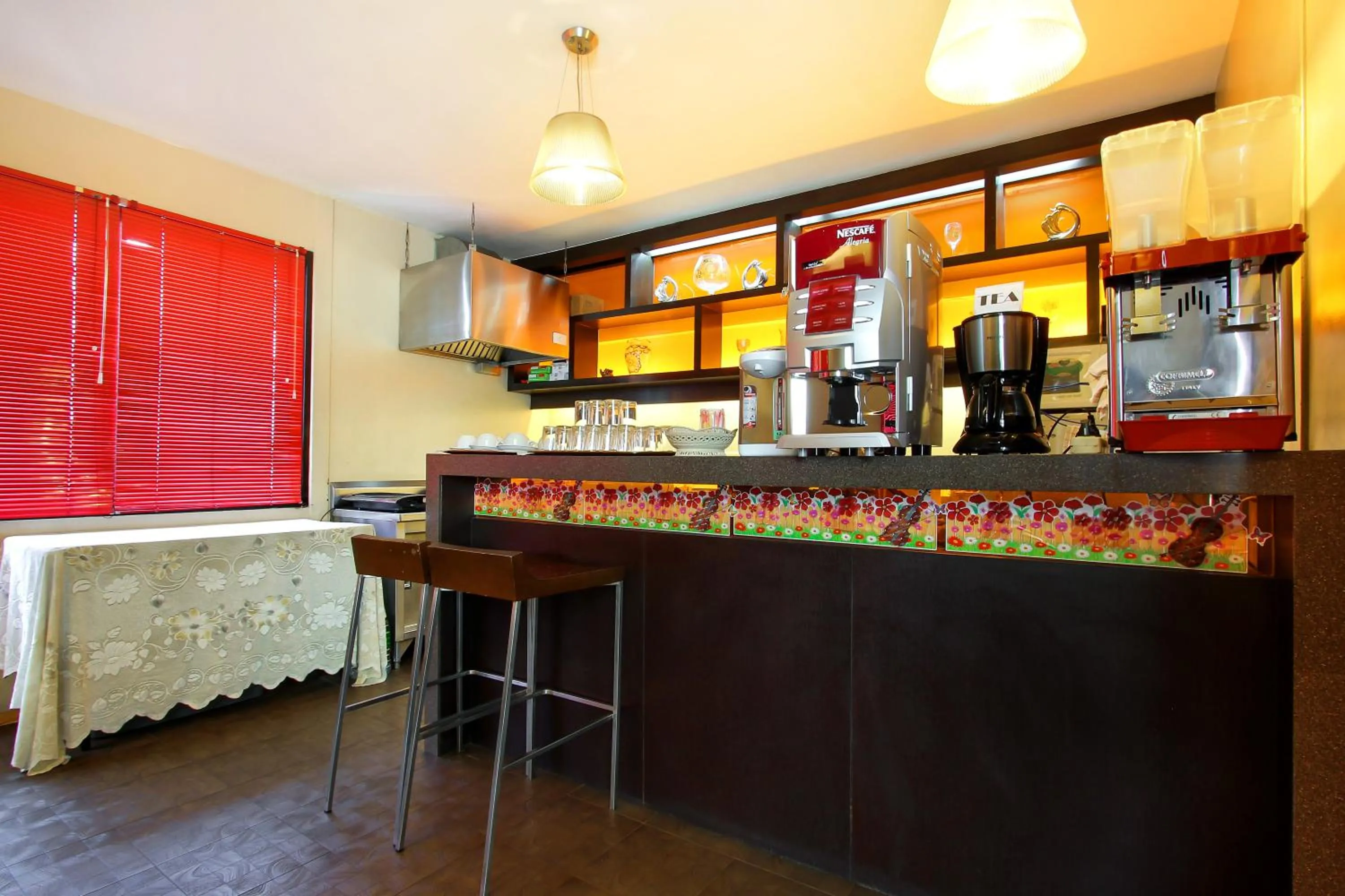 Restaurant/places to eat in Bally Suite Silom