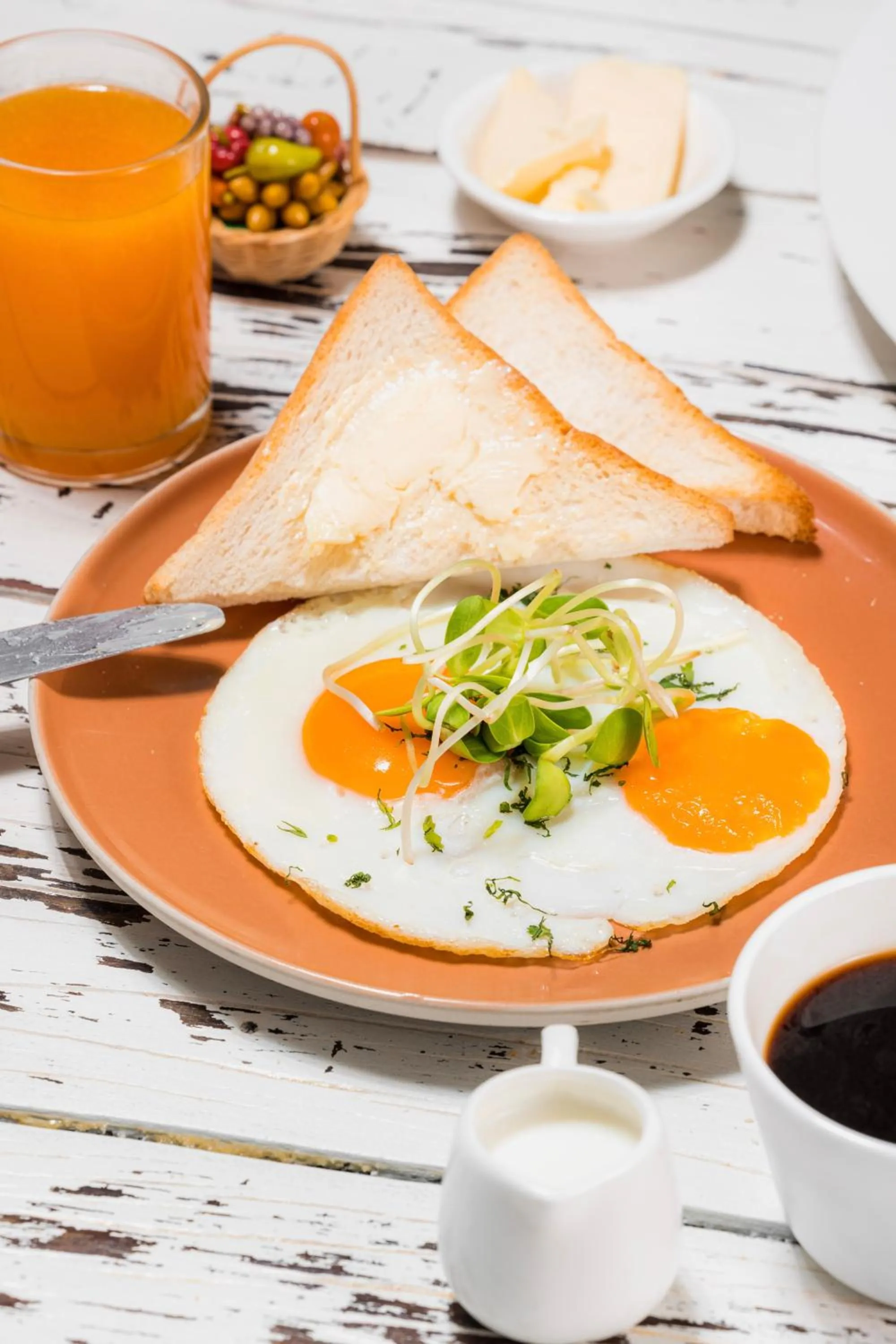 Continental breakfast in Bay Beach Resort