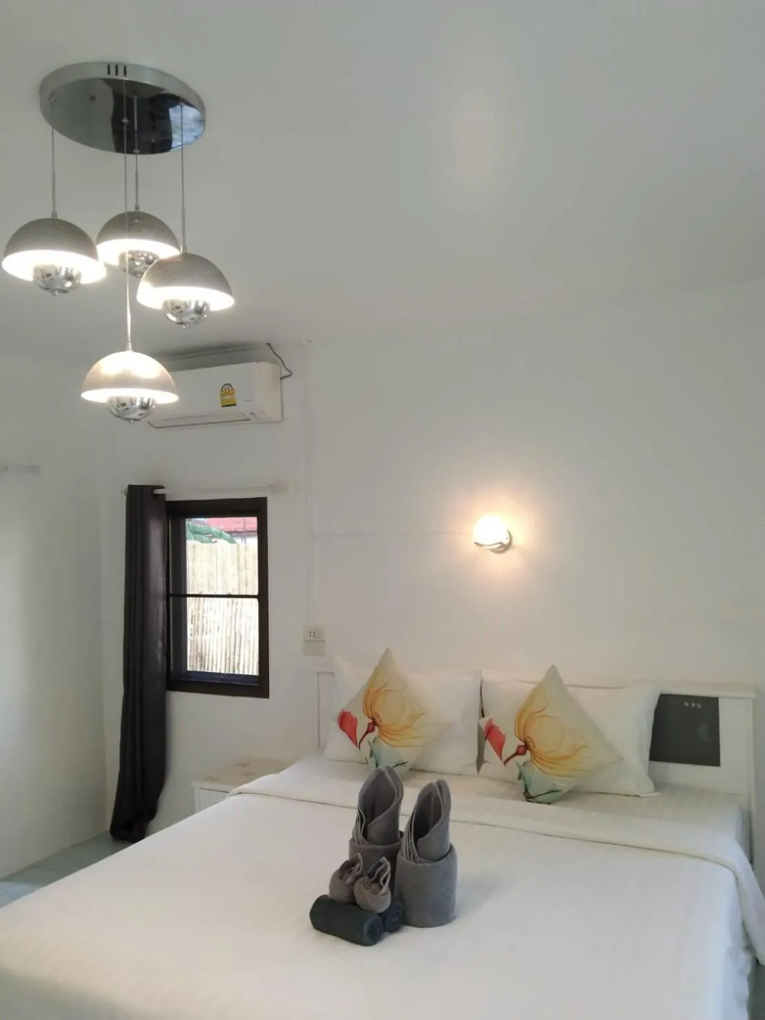 Bed in Bay Beach Resort