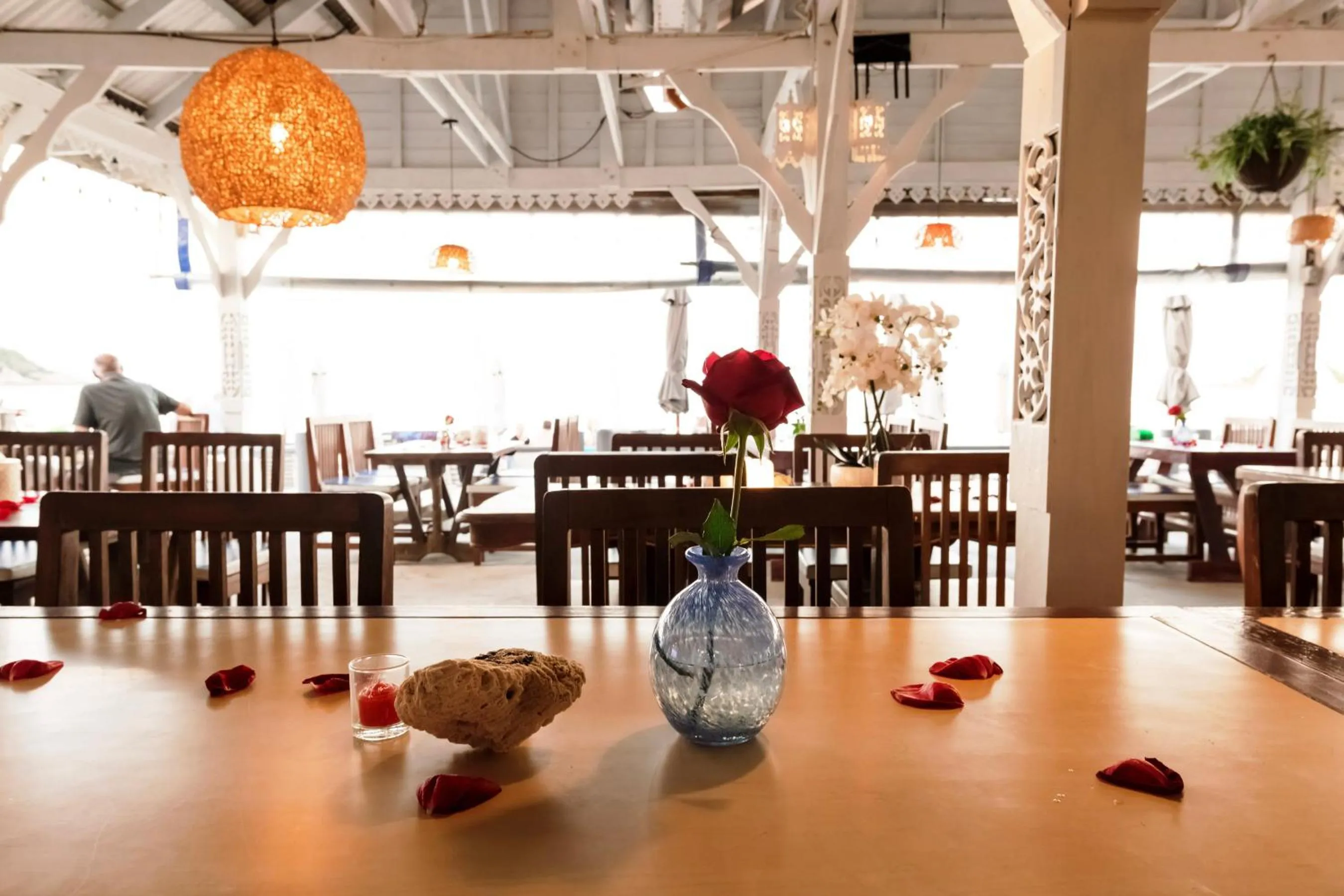 Food and drinks in Bay Beach Resort