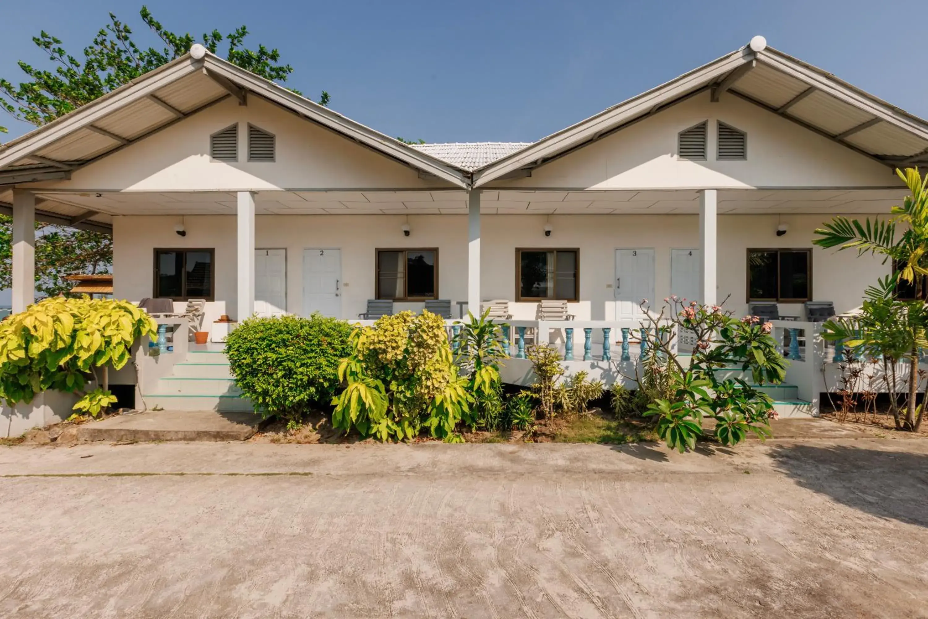 Bungalow - Beach Front in Bay Beach Resort Bungalow - Beach Front in Bay Beach Resort