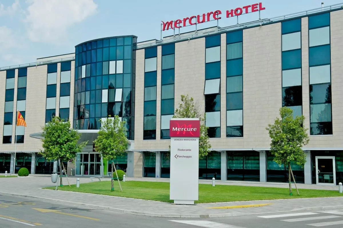 Property building in Hotel Mercure Venezia-Marghera
