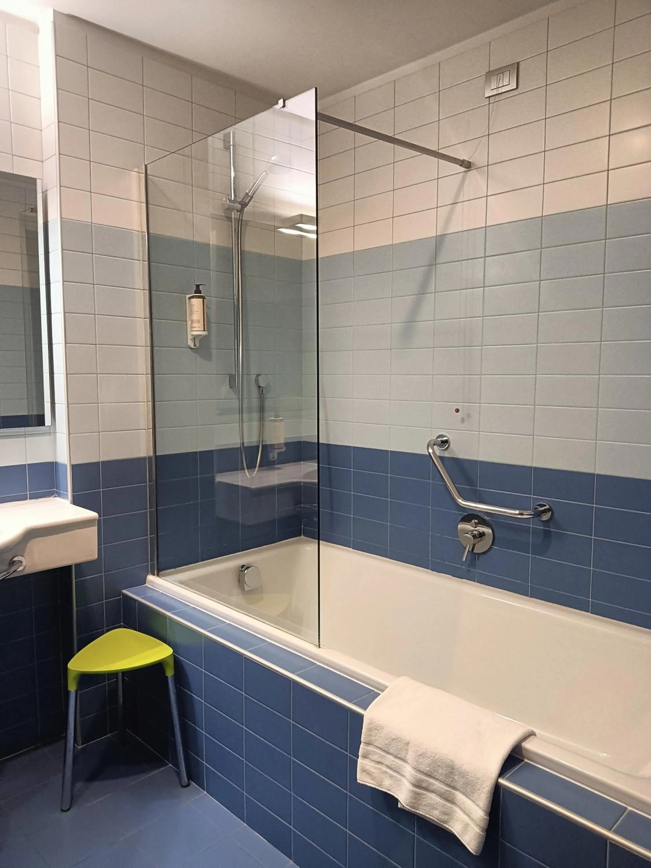 Bathroom in Hotel Mercure Venezia-Marghera