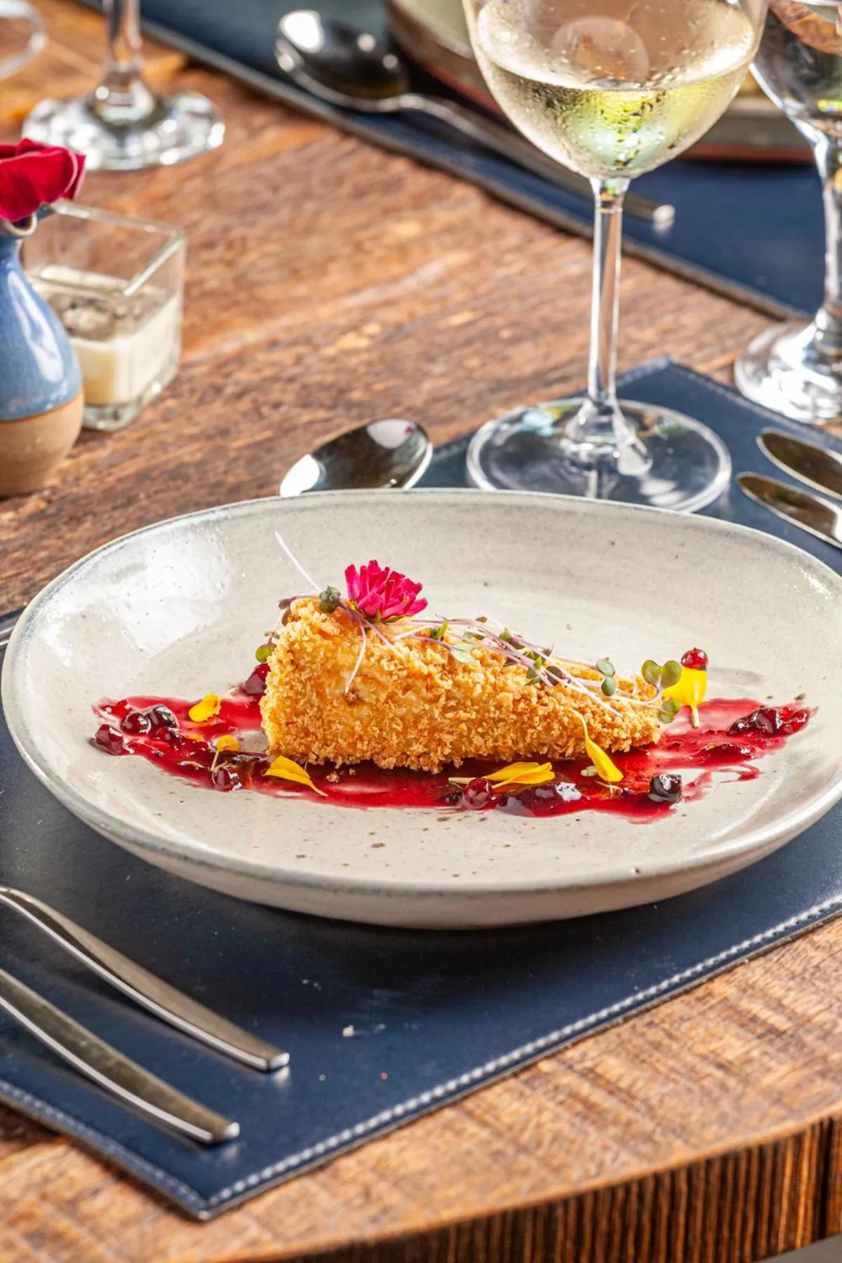 Food in Eco Luar Boutique Hotel