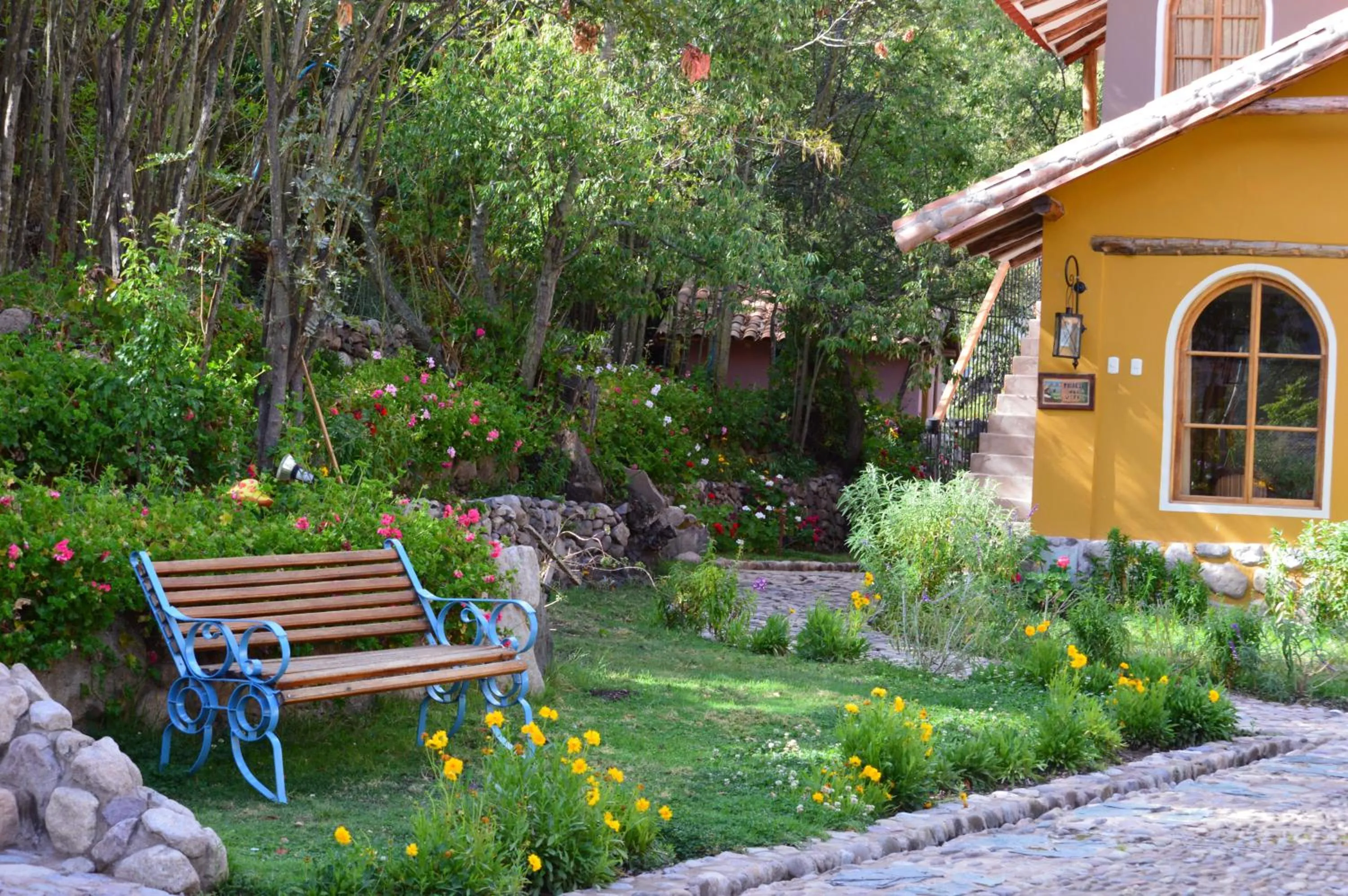 Garden in Hotel Pisonay Pueblo
